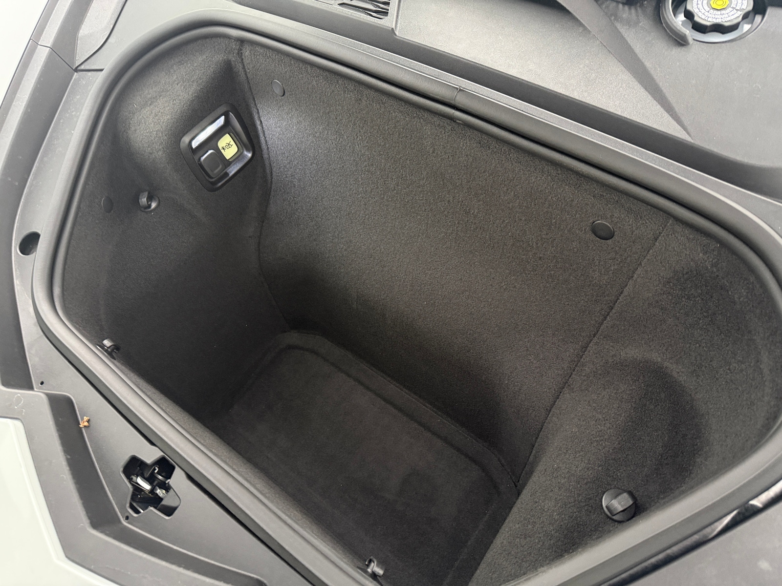 Thumbnail: 2025 Chevrolet Corvette - 4