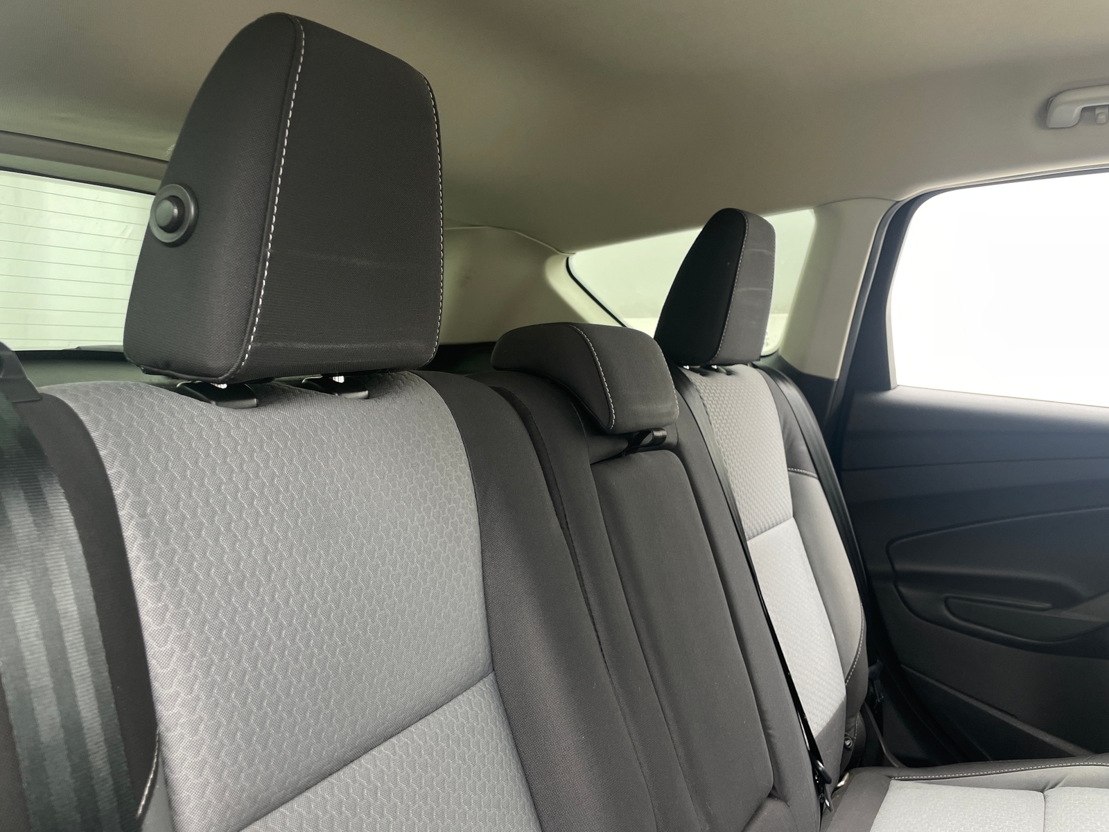 Thumbnail: 2019 Ford Escape - 6