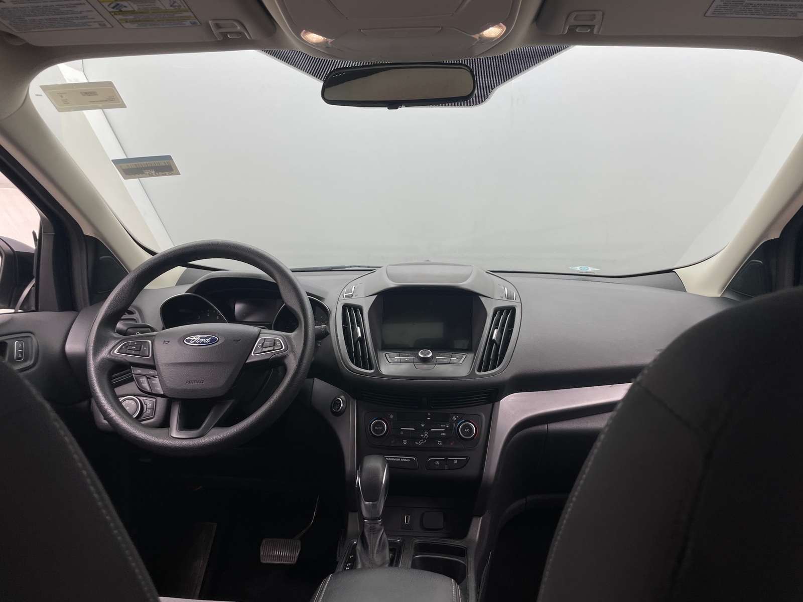 Thumbnail: 2019 Ford Escape - 3