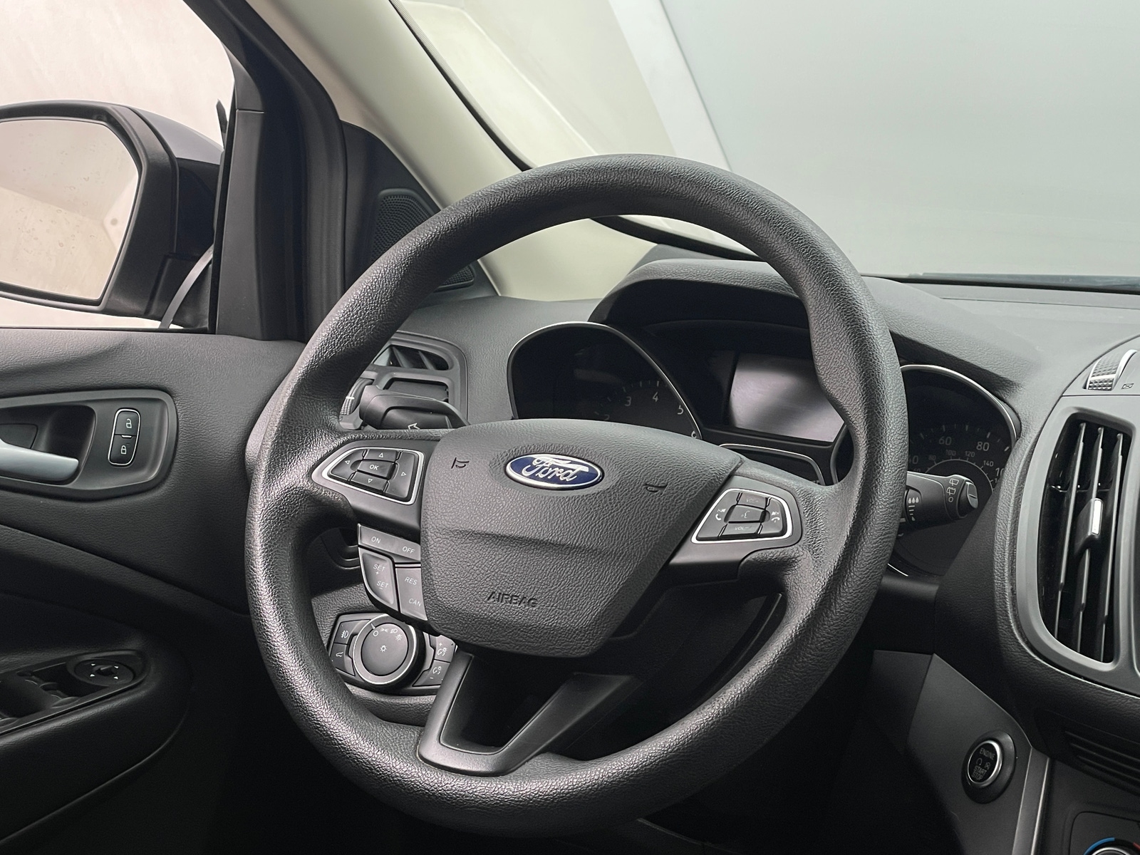 Thumbnail: 2019 Ford Escape - 5