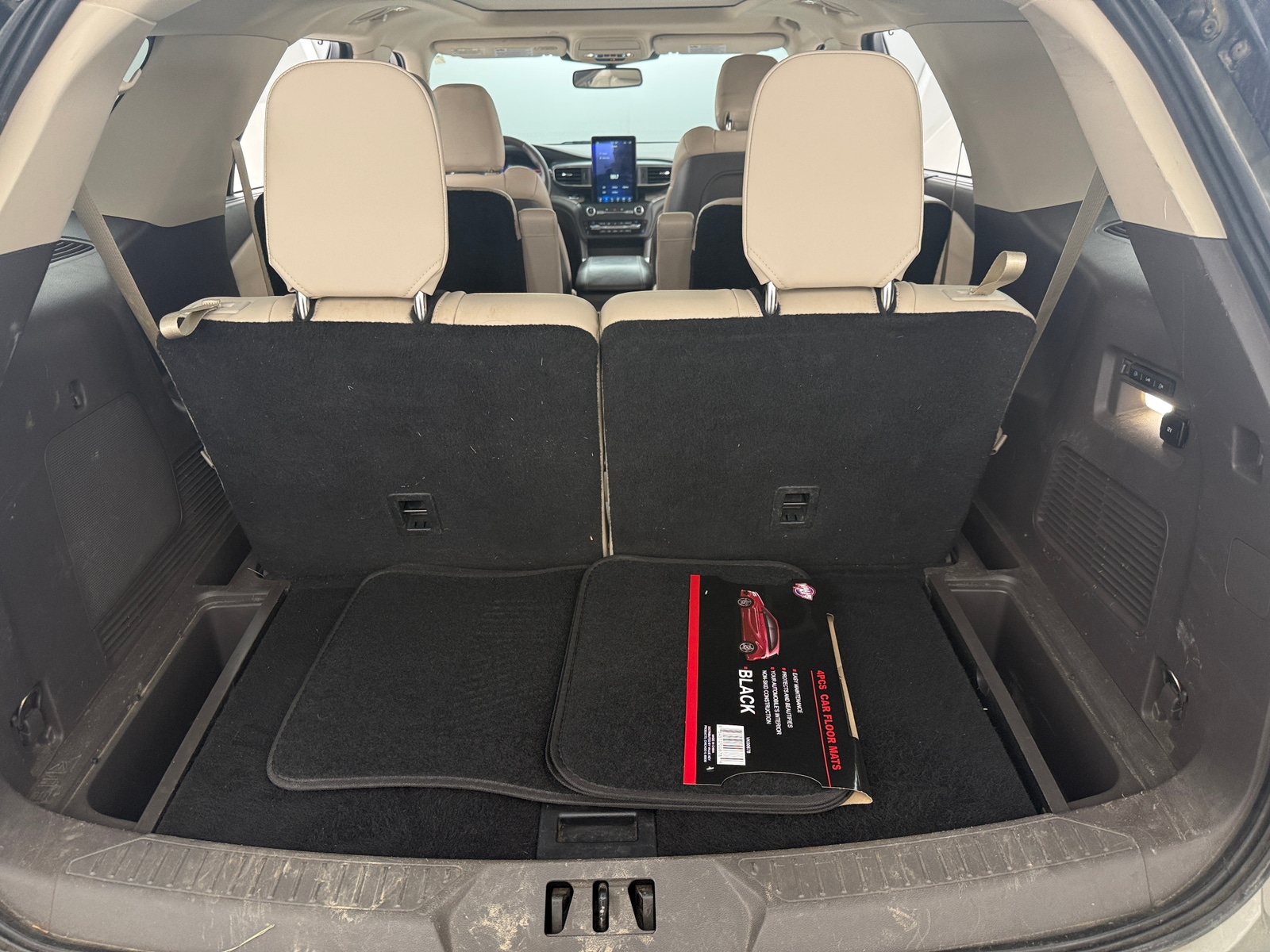 Thumbnail: 2020 Ford Explorer - 6