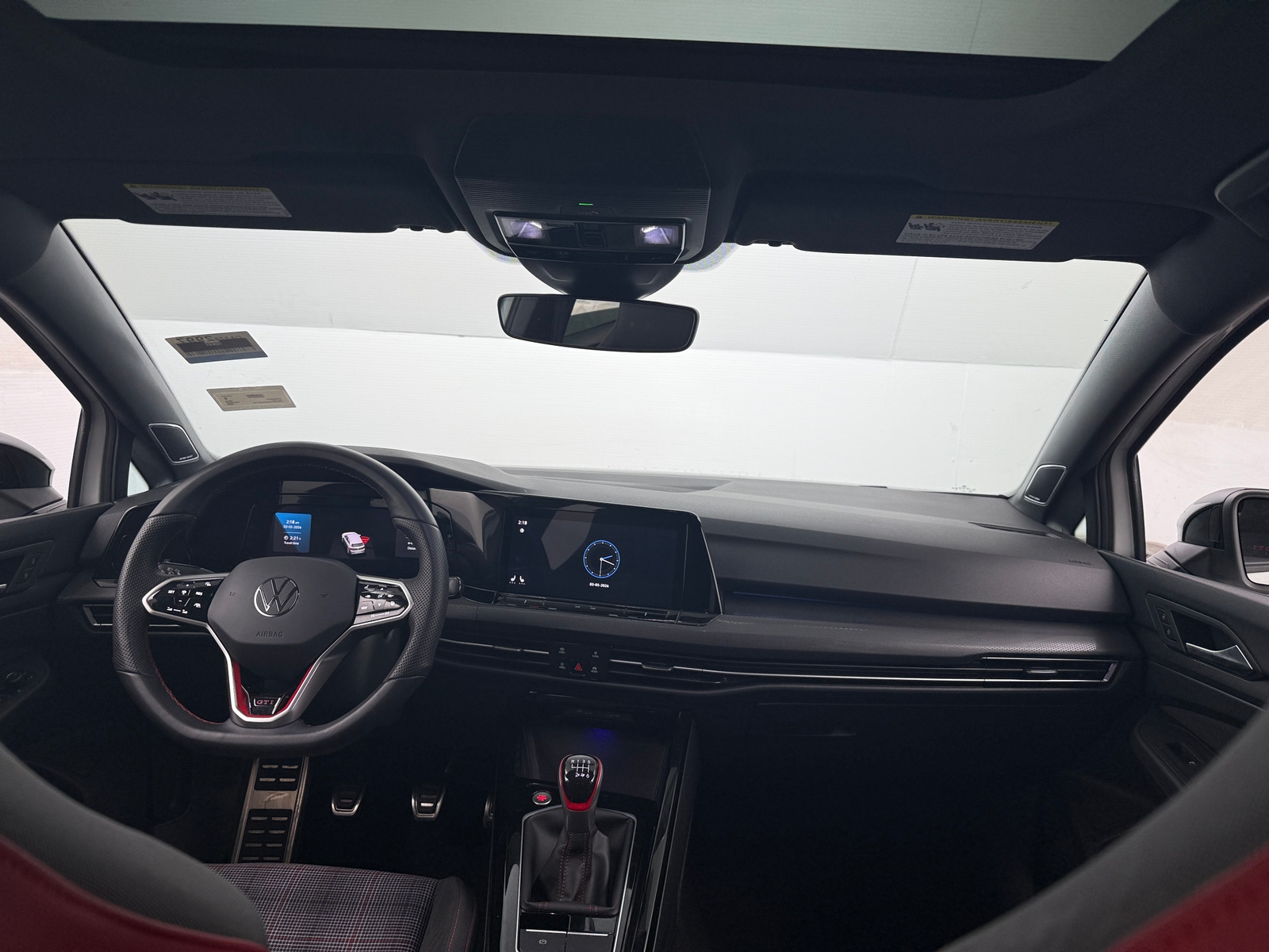 Thumbnail: 2024 Volkswagen Golf - 3