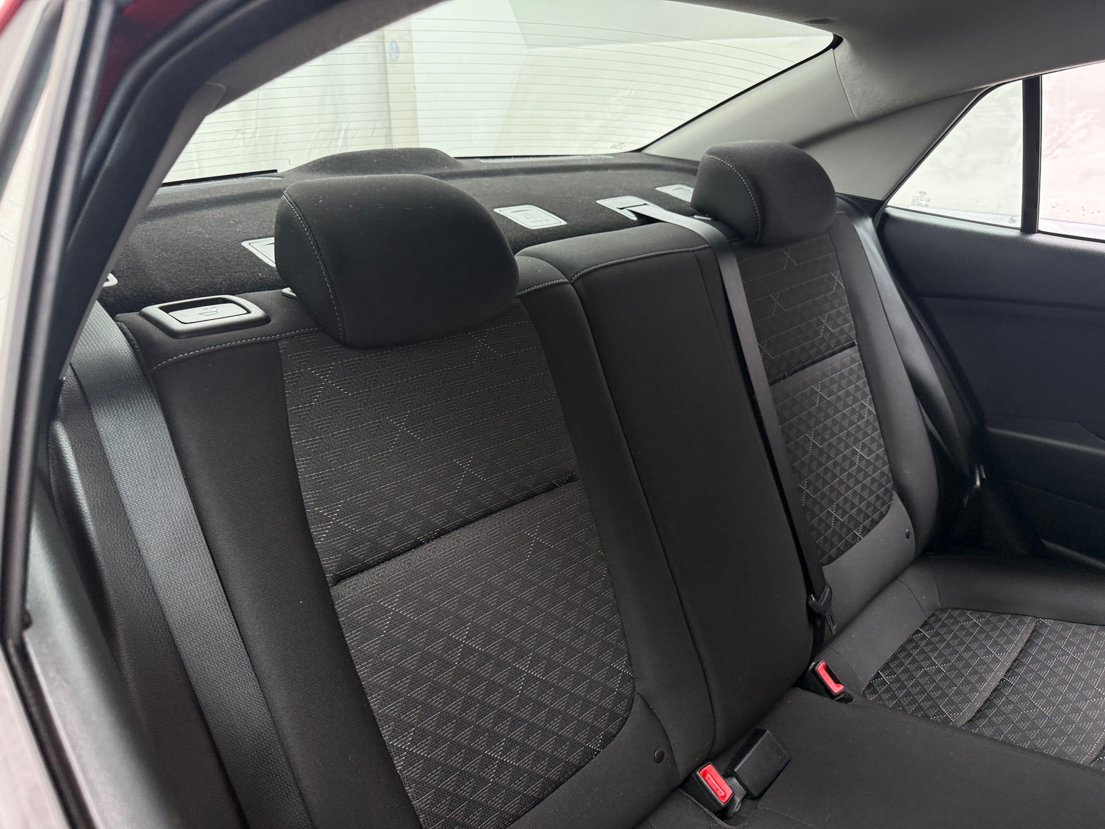 Thumbnail: 2021 Kia Rio - 6