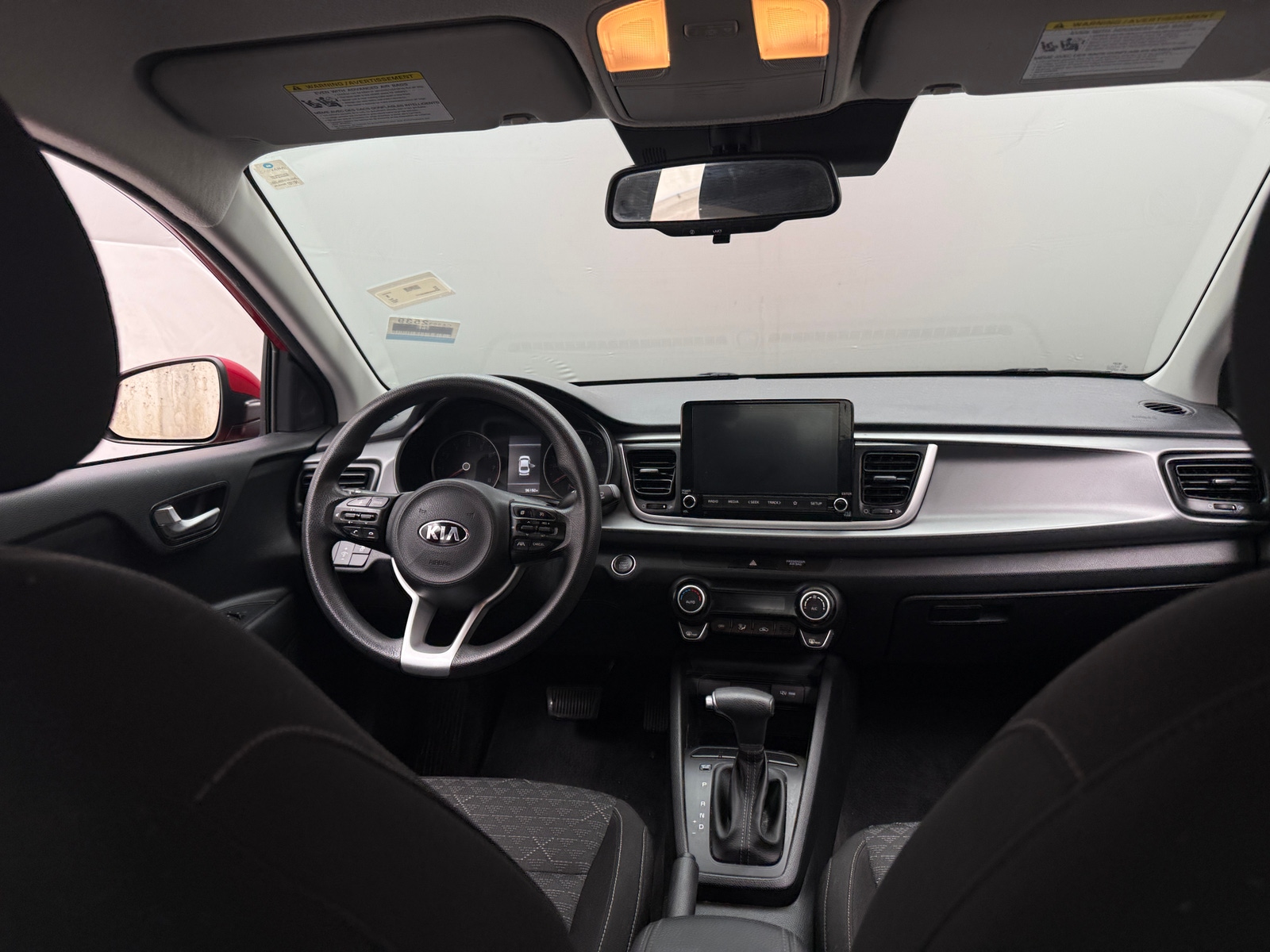 Thumbnail: 2021 Kia Rio - 3