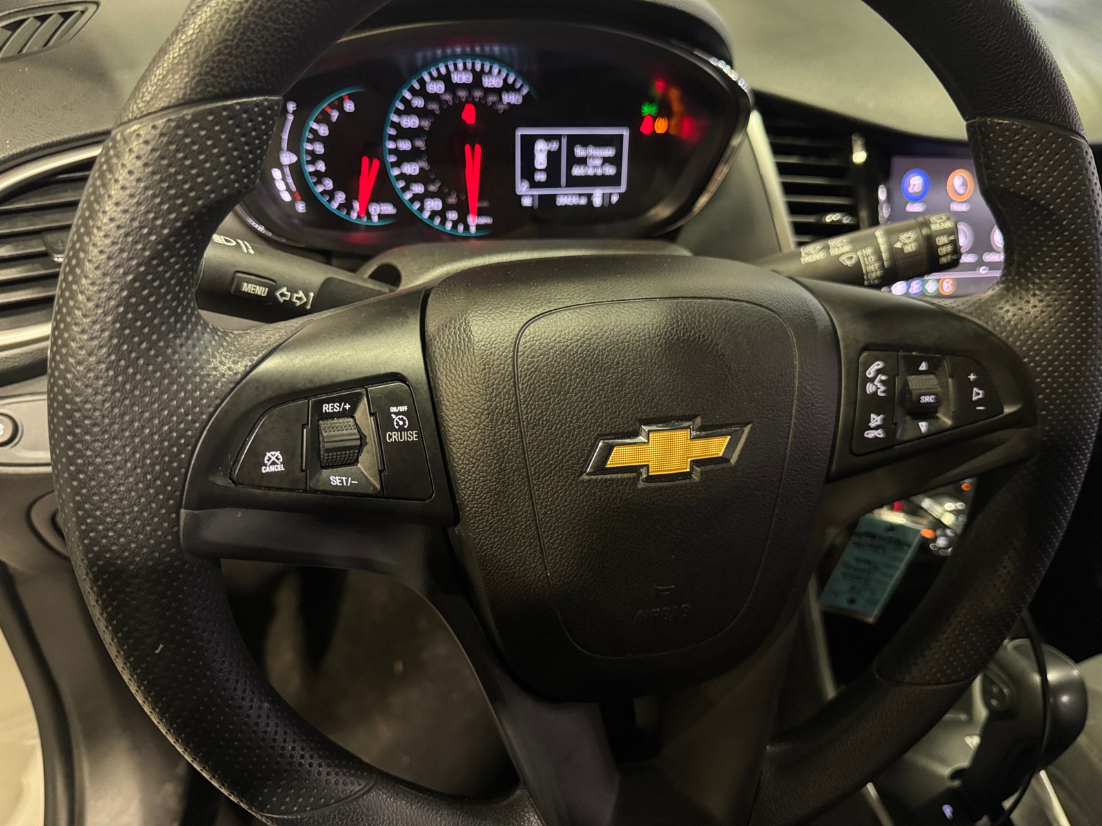 Thumbnail: 2022 Chevrolet Trax - 5