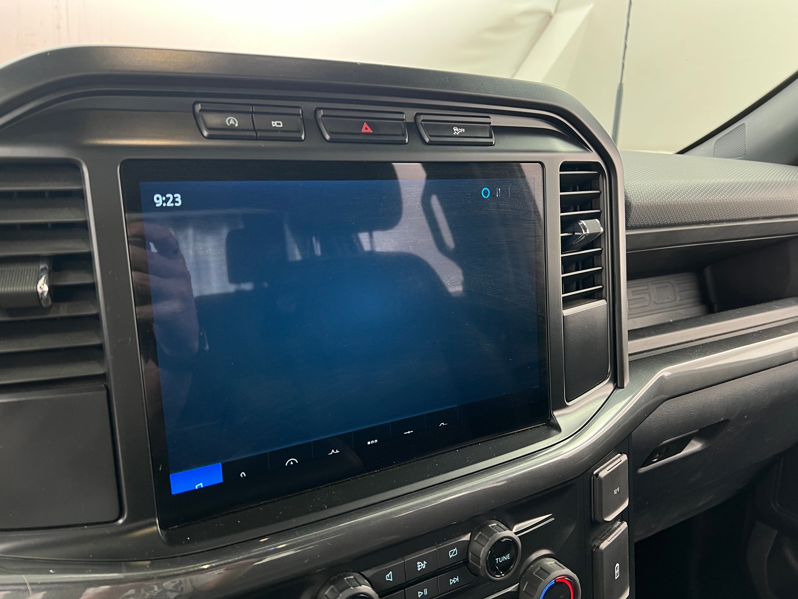 Thumbnail: 2024 Ford Econoline - 4