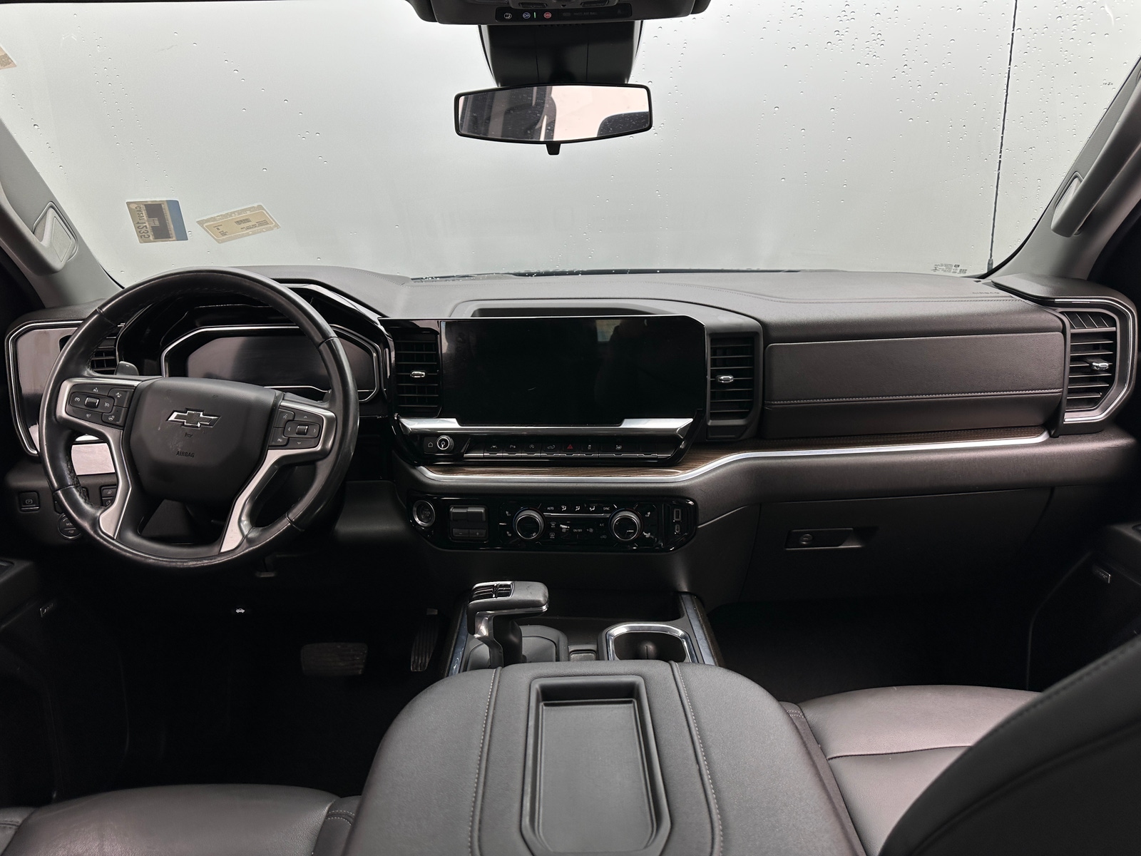 Thumbnail: 2022 Chevrolet Silverado 1500 - 3