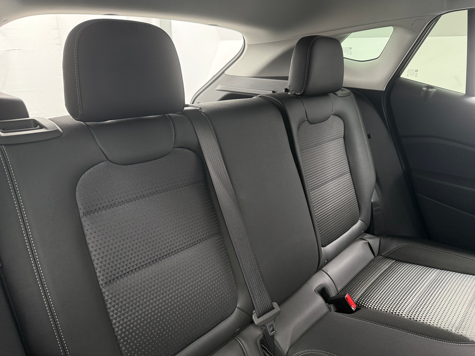 Thumbnail: 2025 Chevrolet Trax - 6