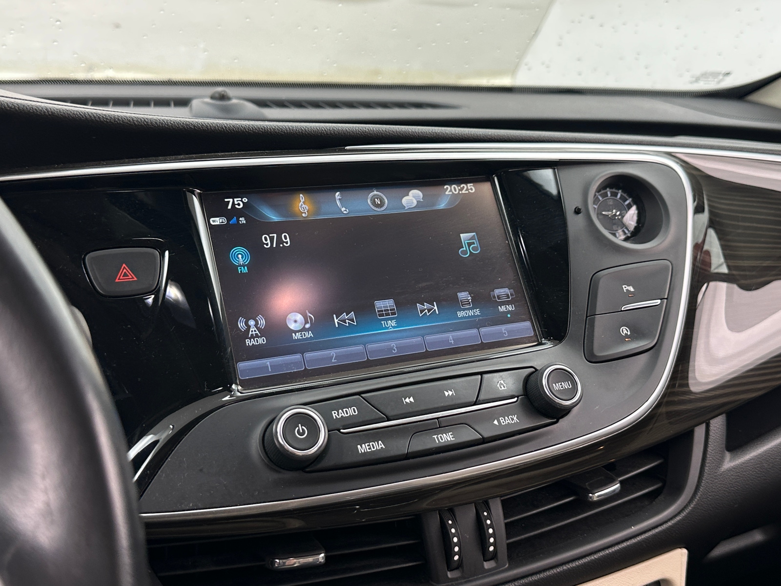 Thumbnail: 2020 Buick Envision - 4