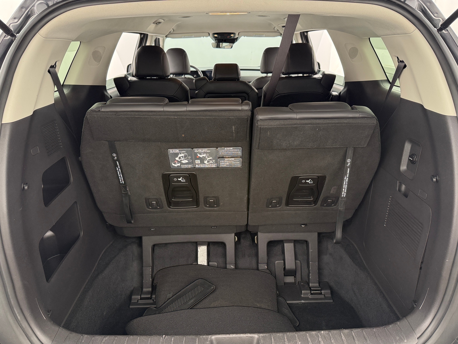 Thumbnail: 2025 Kia Carnival - 6