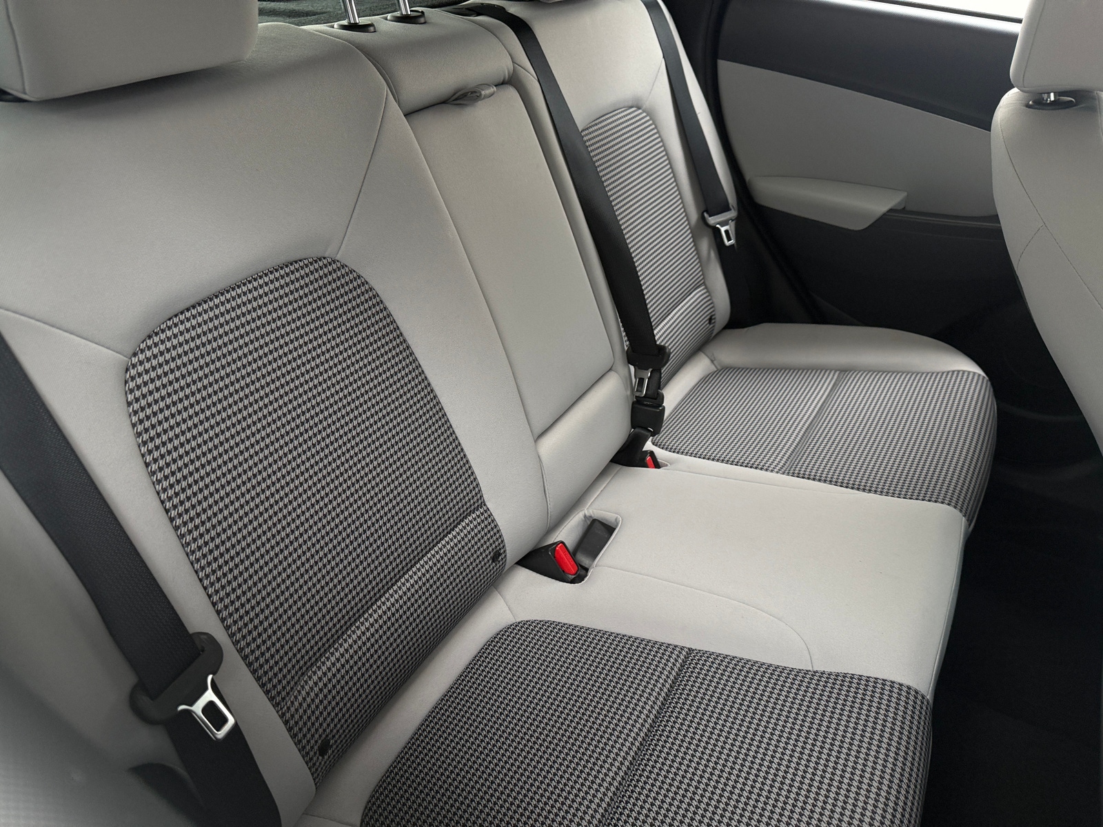 Thumbnail: 2023 Hyundai Kona - 6