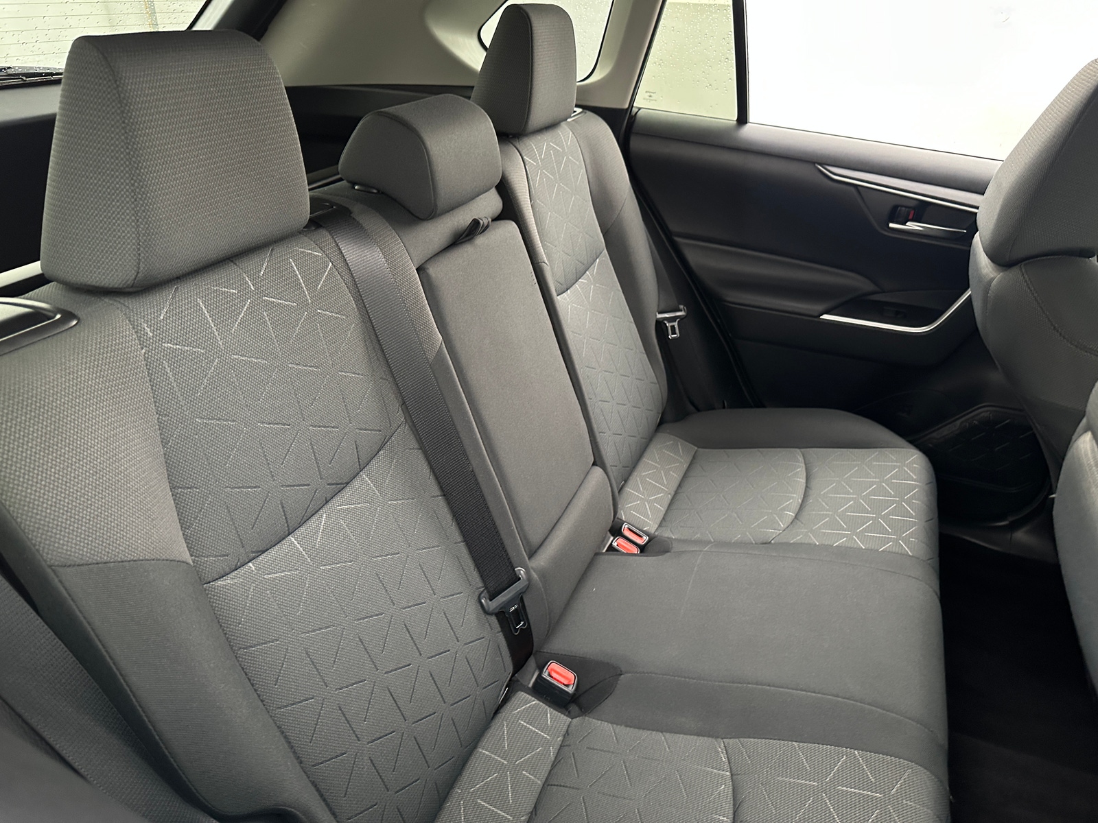Thumbnail: 2020 Toyota RAV4 - 6