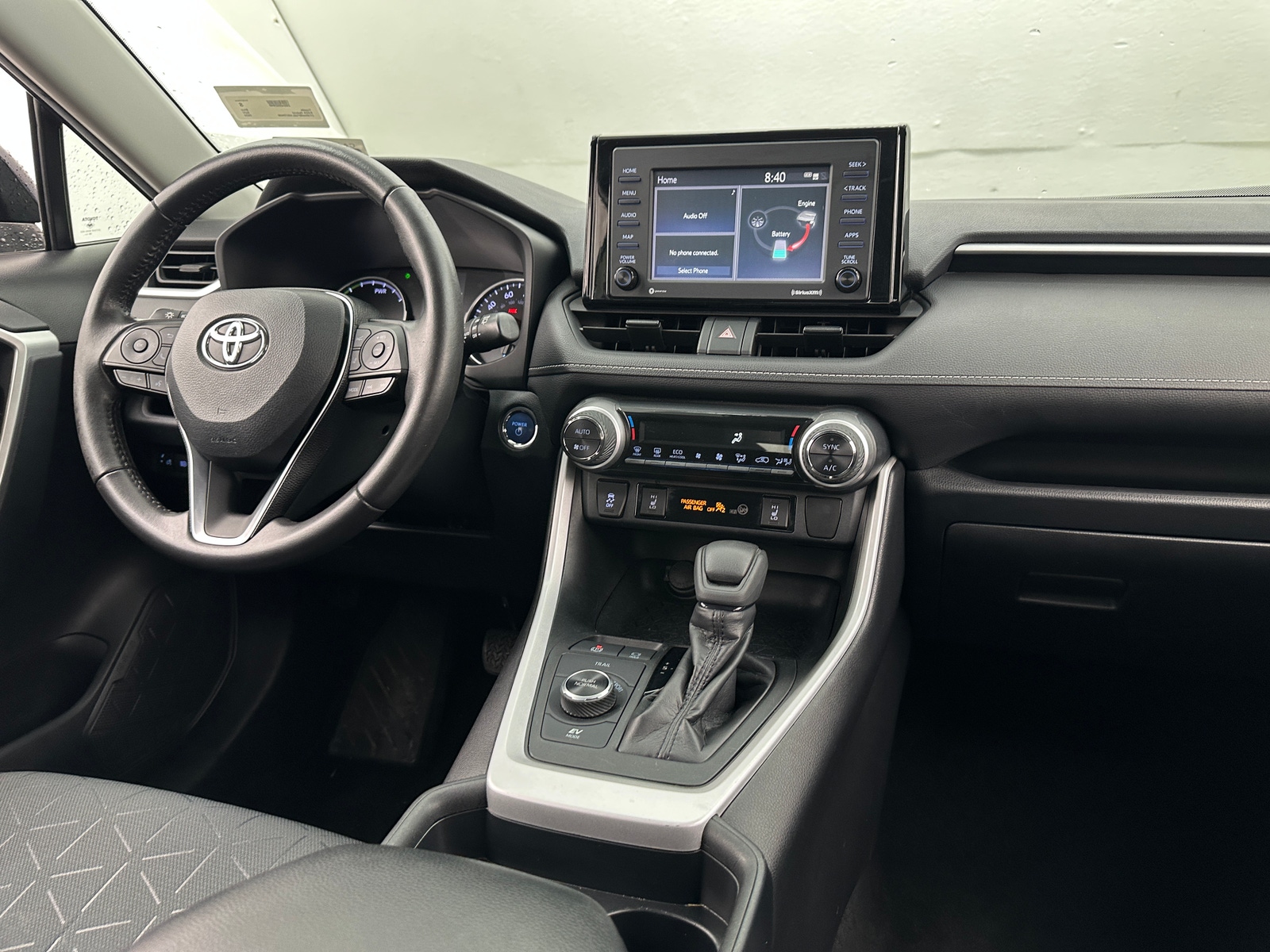Thumbnail: 2020 Toyota RAV4 - 3