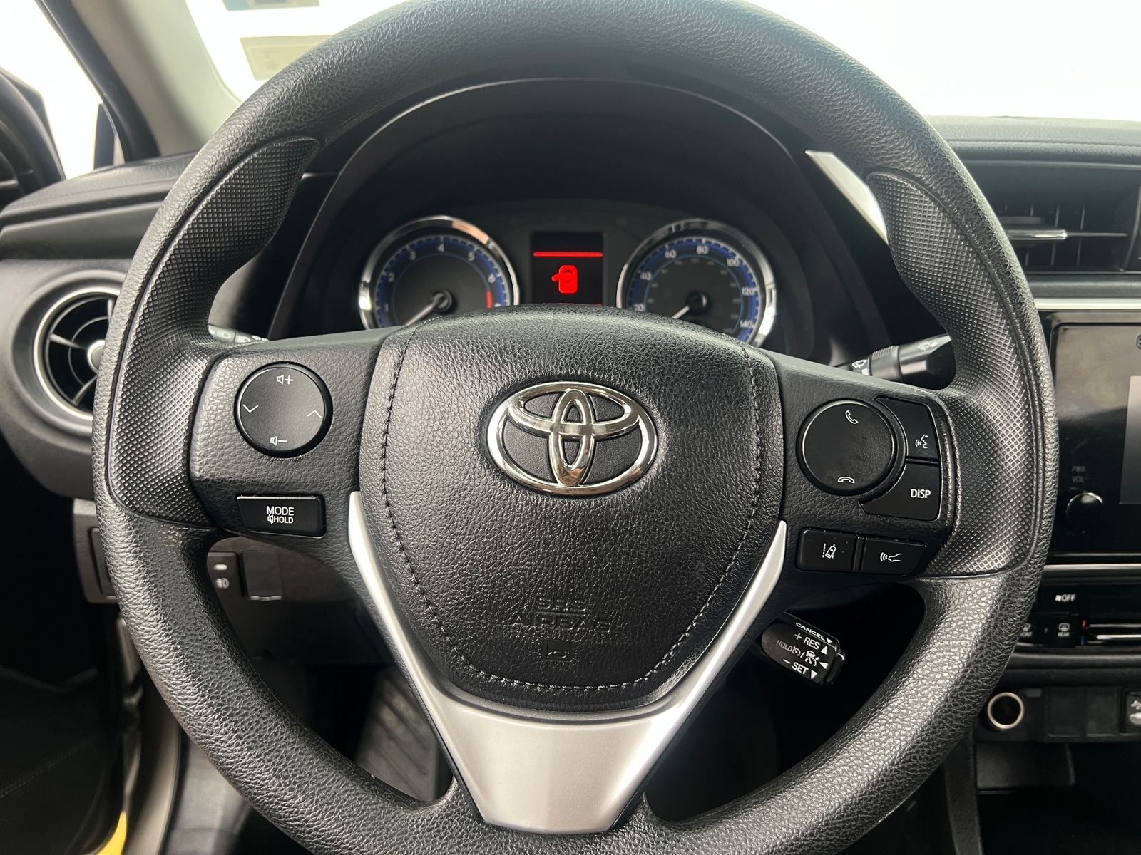 Thumbnail: 2018 Toyota Corolla - 5
