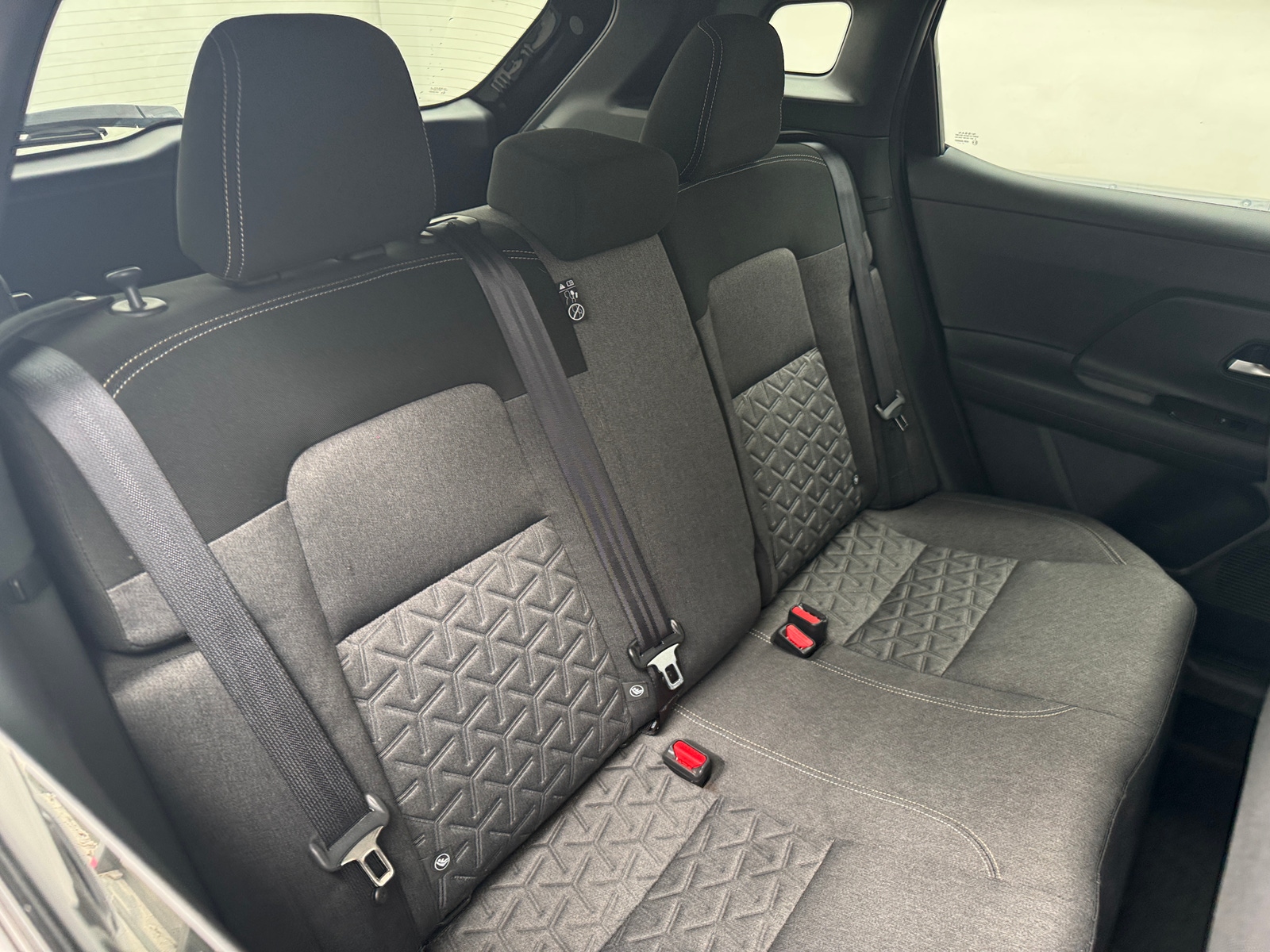 Thumbnail: 2025 Nissan Kicks - 6