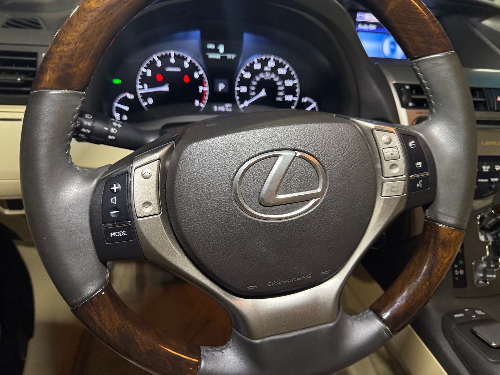 Thumbnail: 2014 Lexus RX - 5