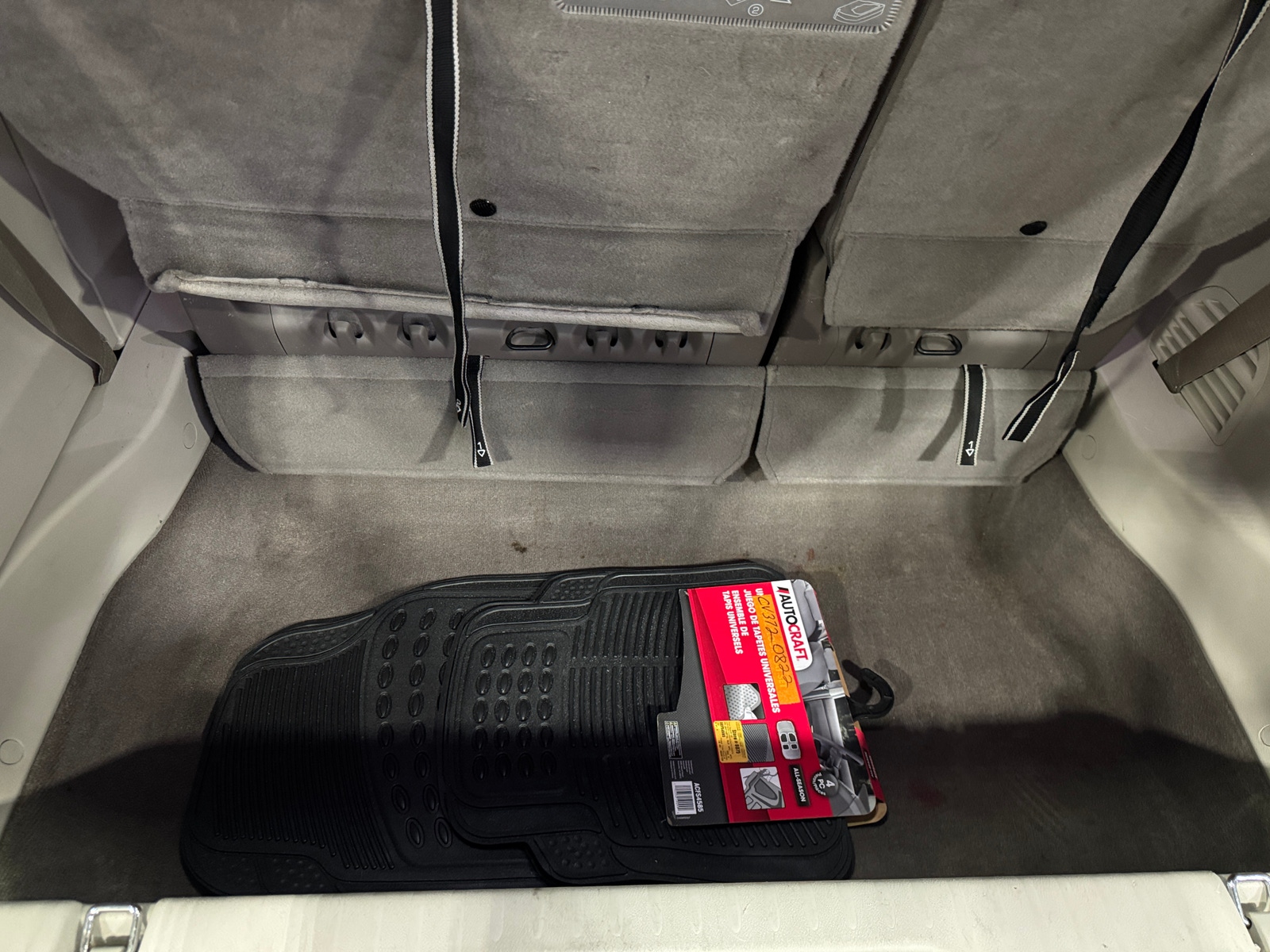 Thumbnail: 2018 Chrysler Pacifica - 7