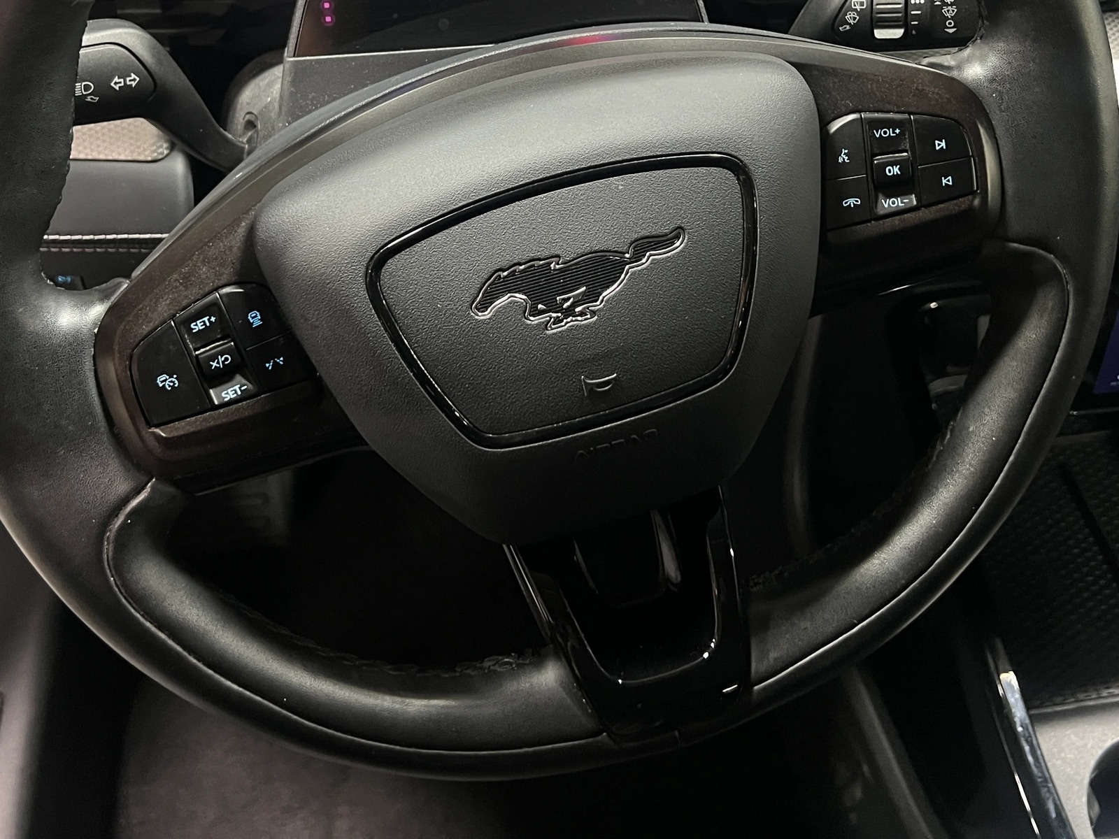 Thumbnail: 2021 Ford Mustang Mach-E - 4