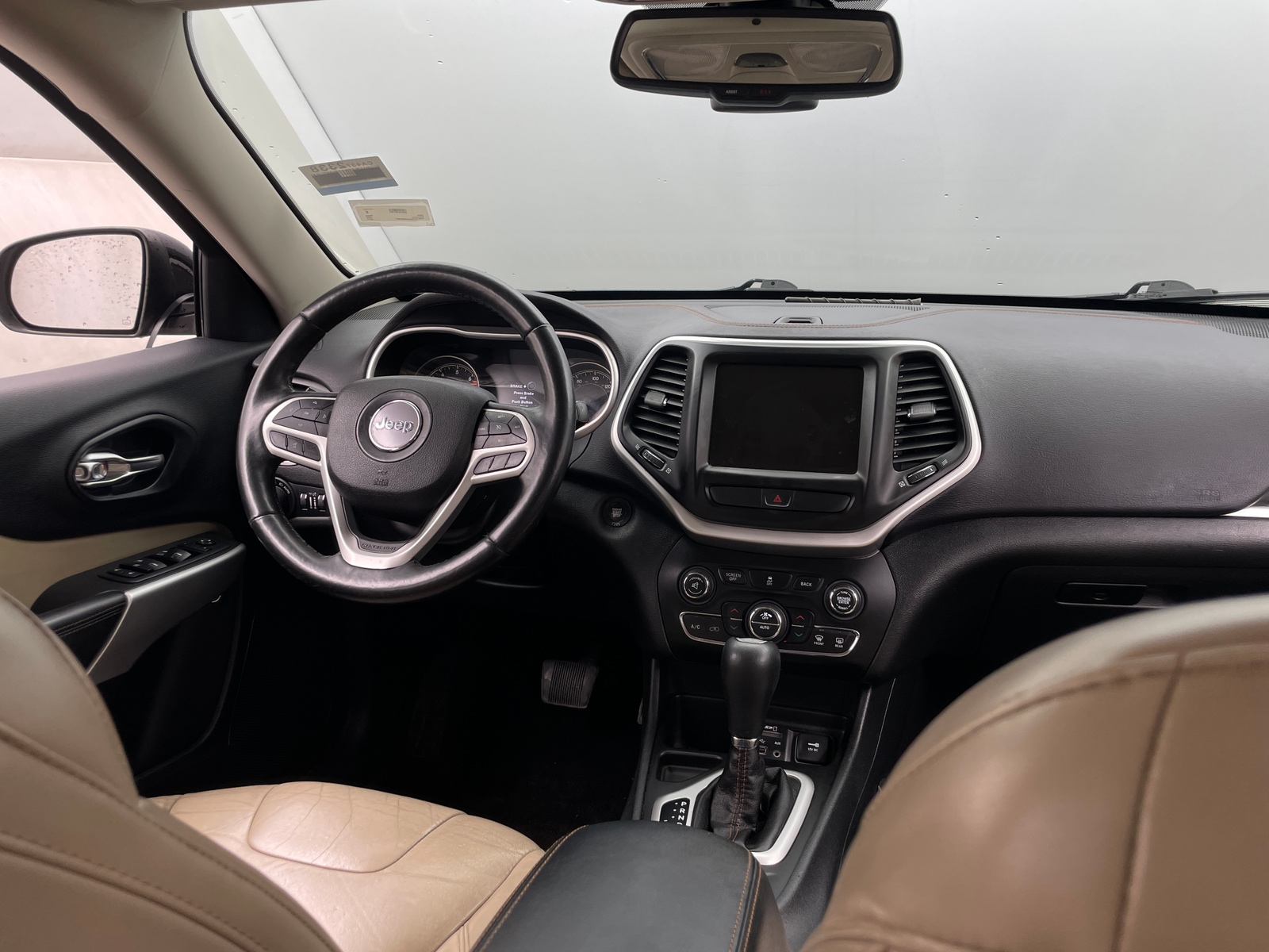 Thumbnail: 2017 Jeep Cherokee - 2