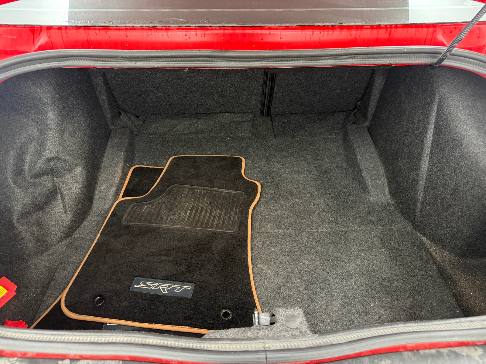 Thumbnail: 2015 Dodge Challenger - 4