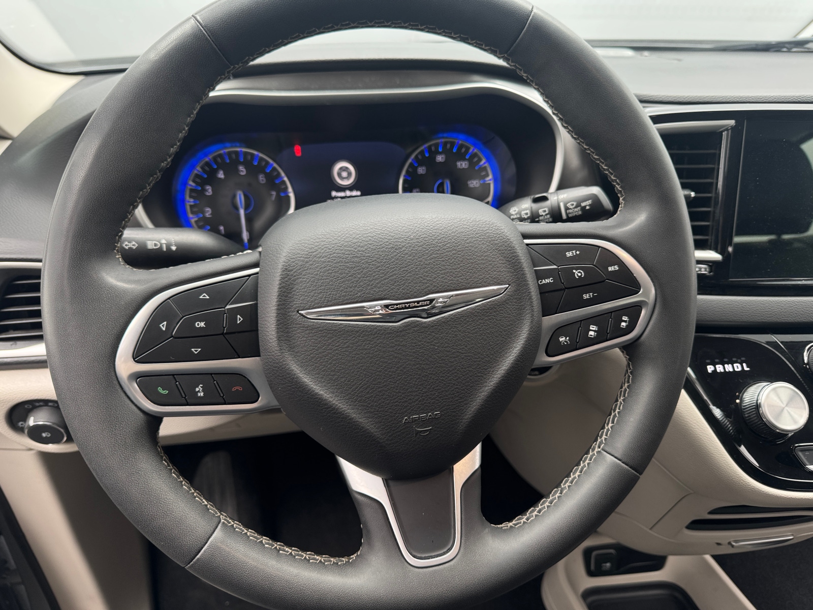 Thumbnail: 2024 Chrysler Pacifica - 4