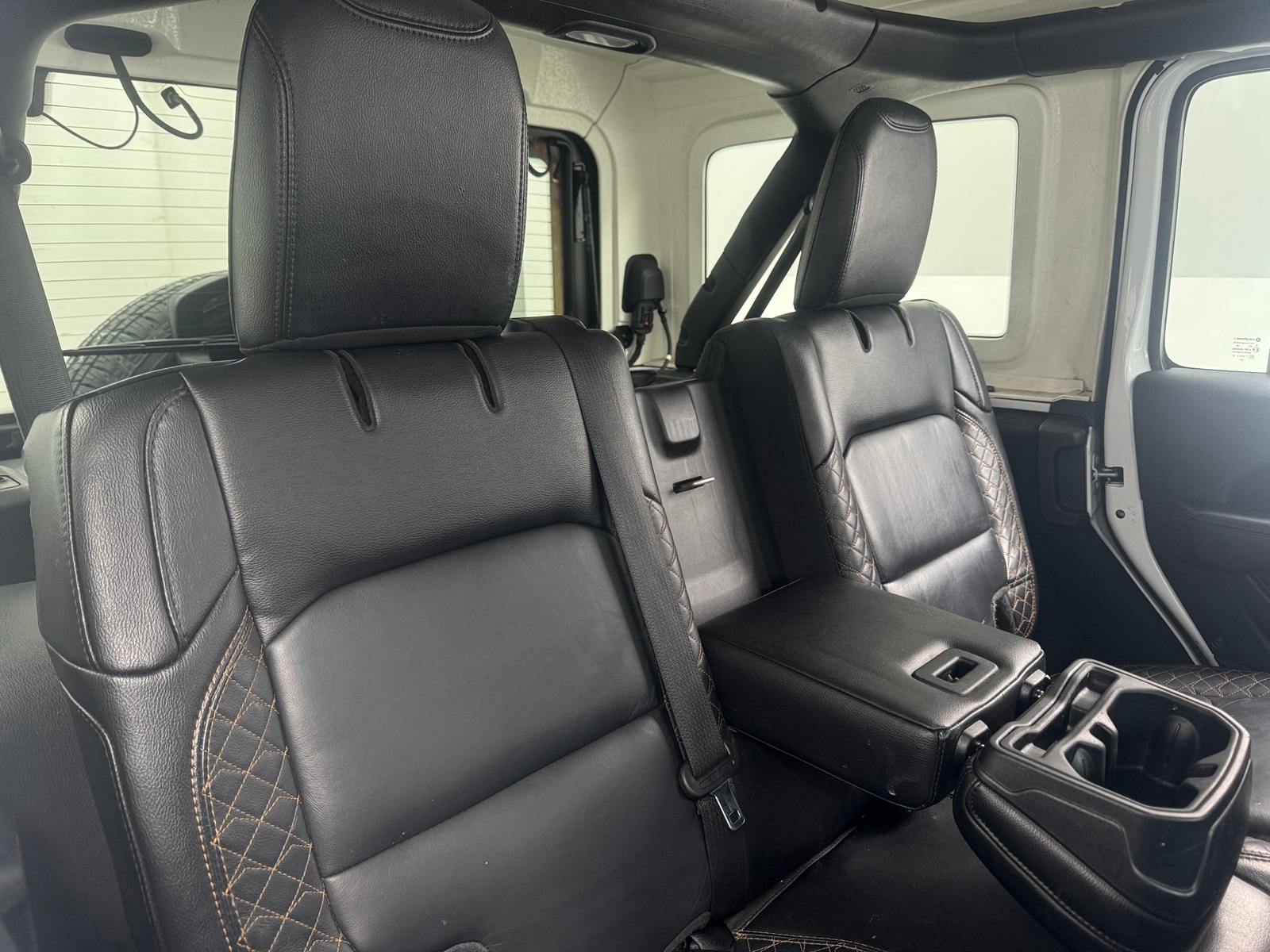 Thumbnail: 2020 Jeep Wrangler - 5