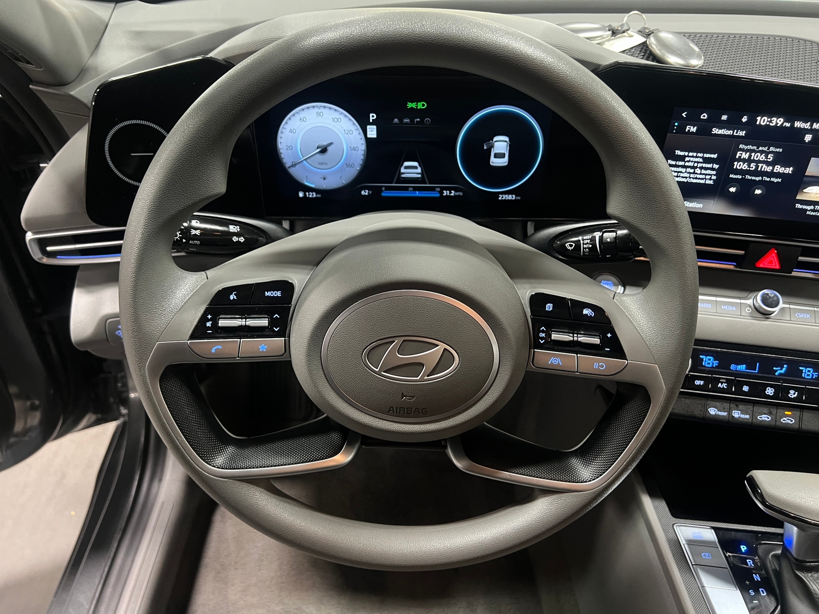 Thumbnail: 2024 Hyundai Elantra - 5