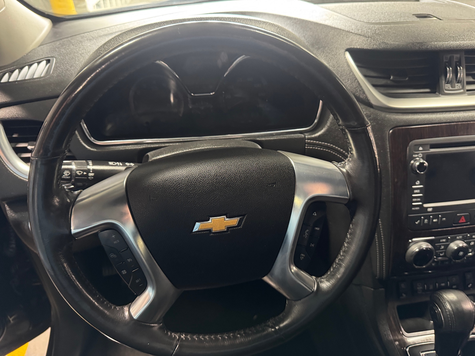 Thumbnail: 2017 Chevrolet Traverse - 4