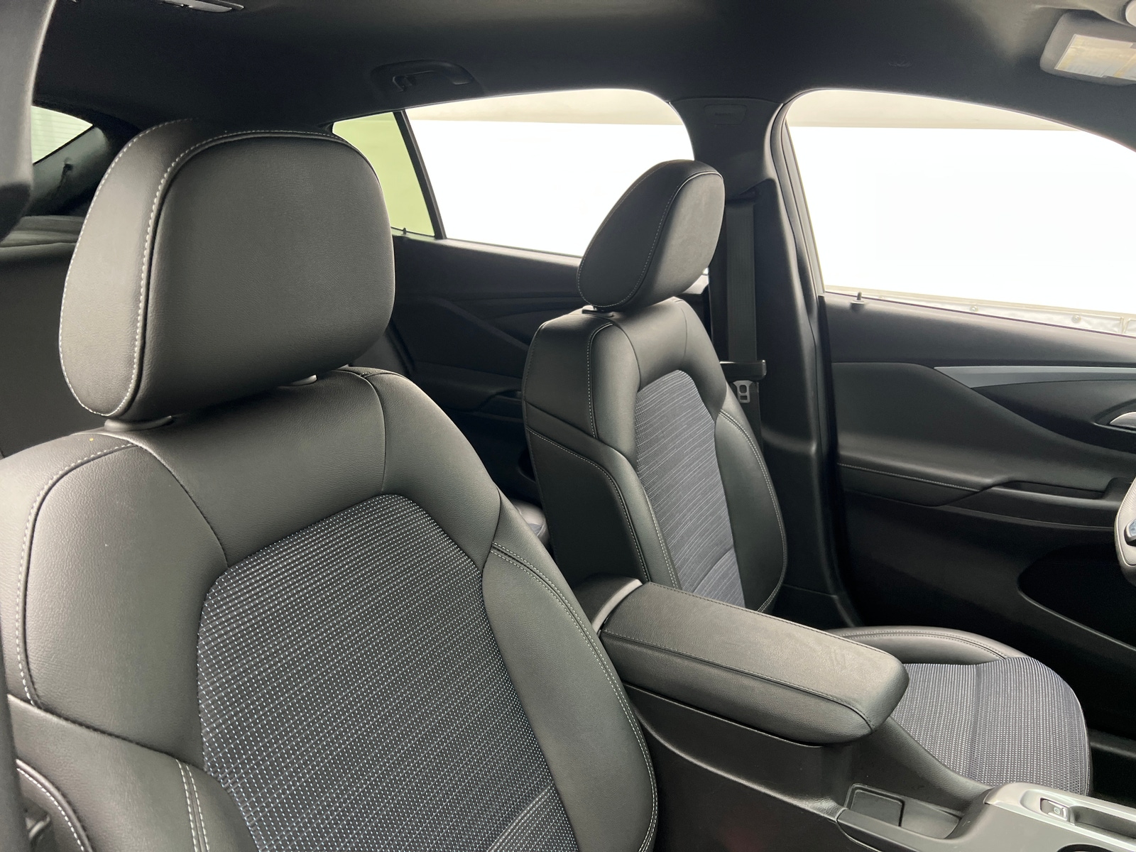 Thumbnail: 2025 Buick Envista - 2