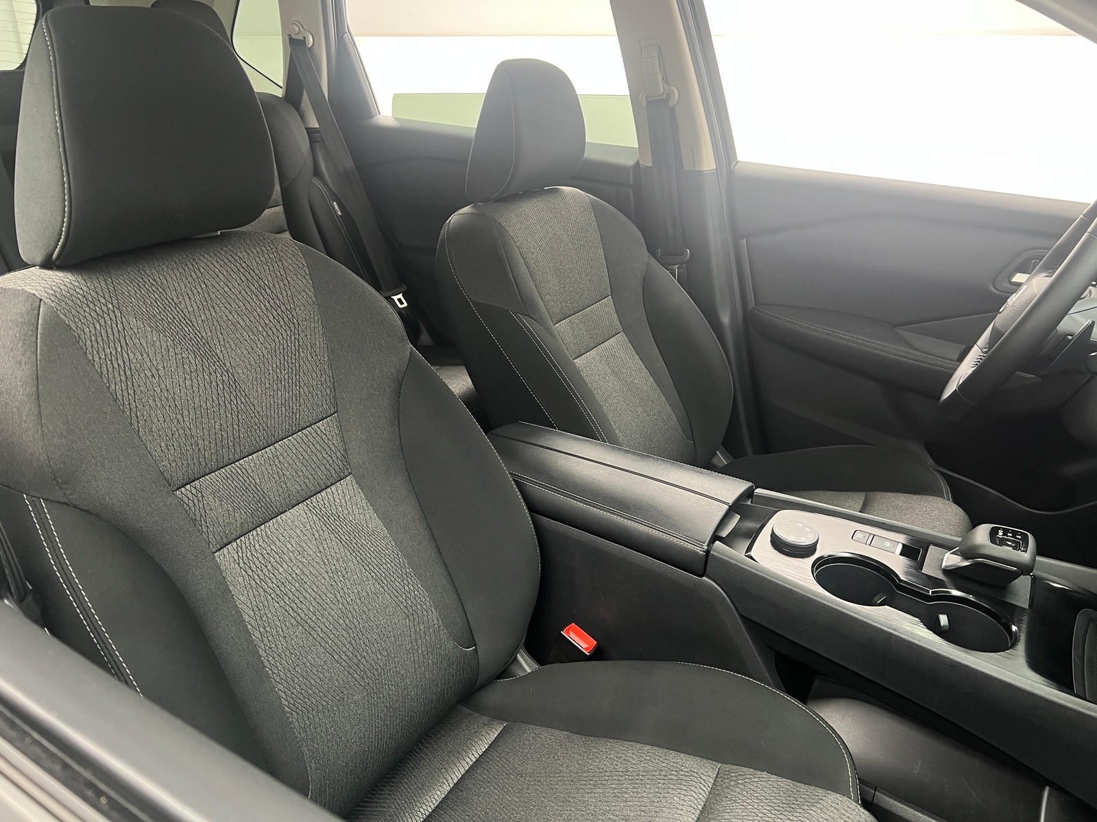 Thumbnail: 2025 Nissan Rogue - 2