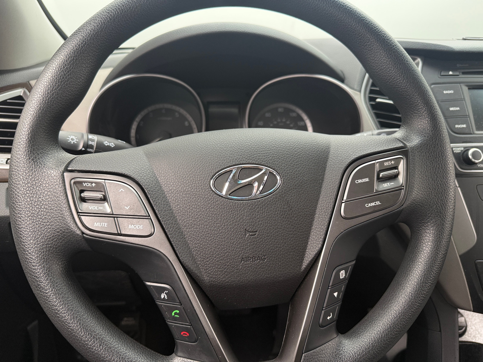 Thumbnail: 2018 Hyundai Santa Fe - 5