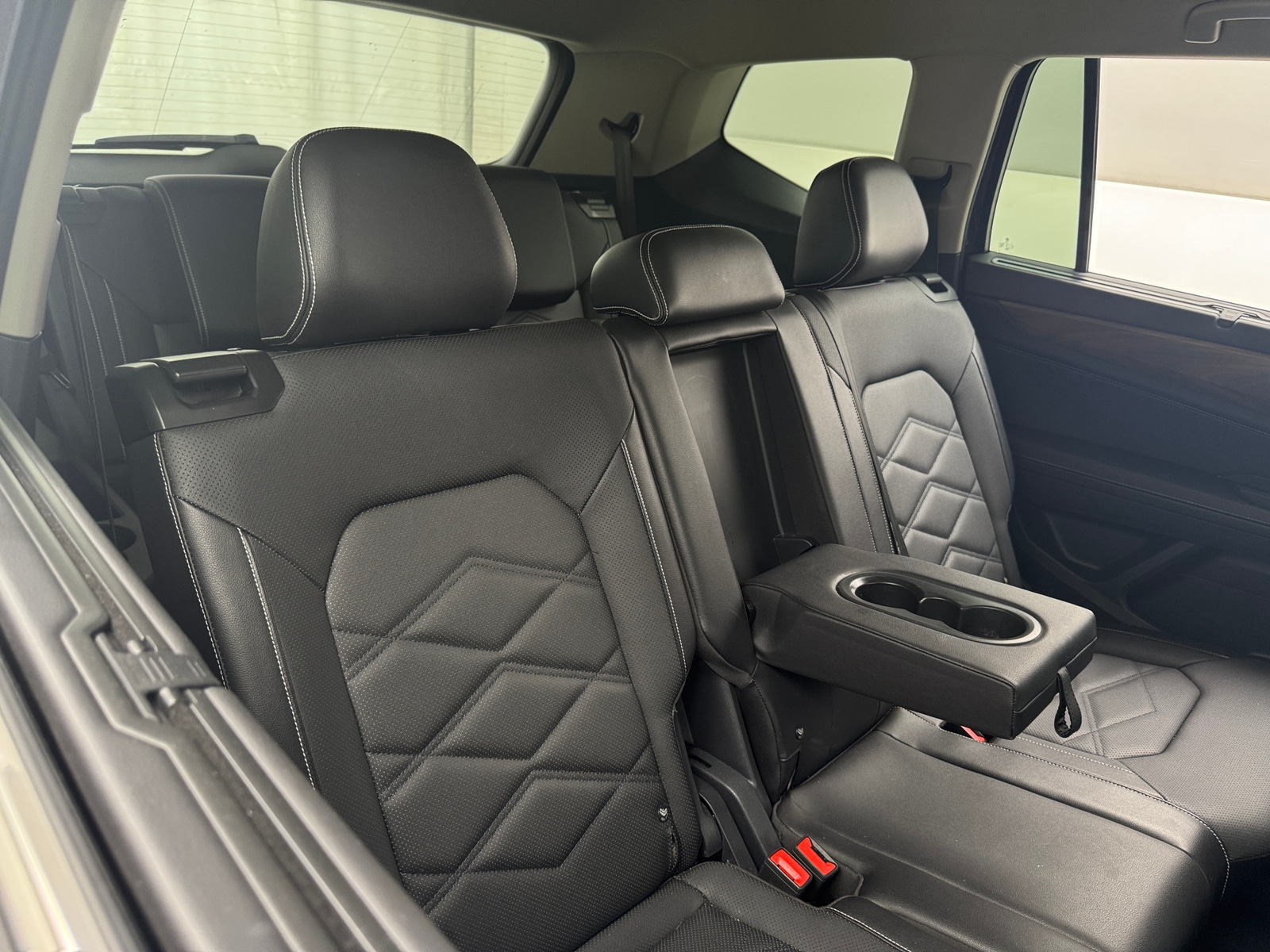 Thumbnail: 2025 Volkswagen Atlas - 5