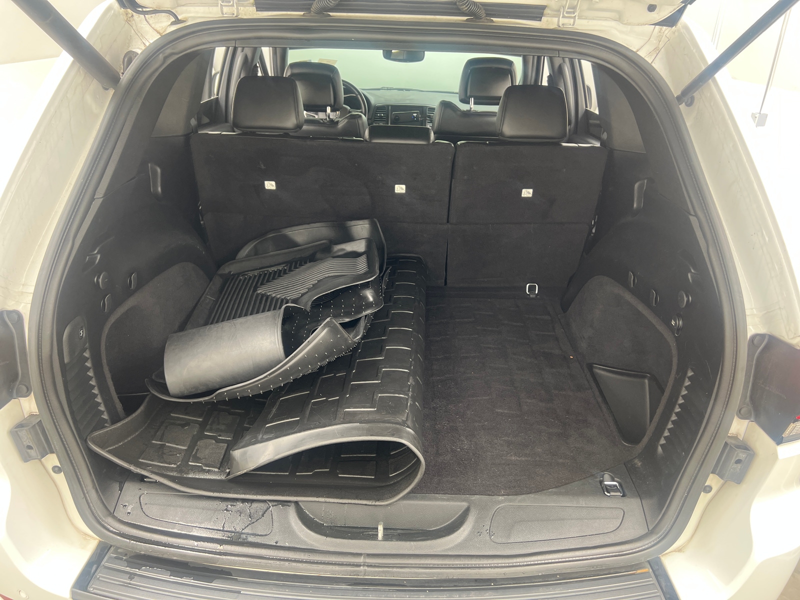 Thumbnail: 2018 Jeep Grand Cherokee - 7