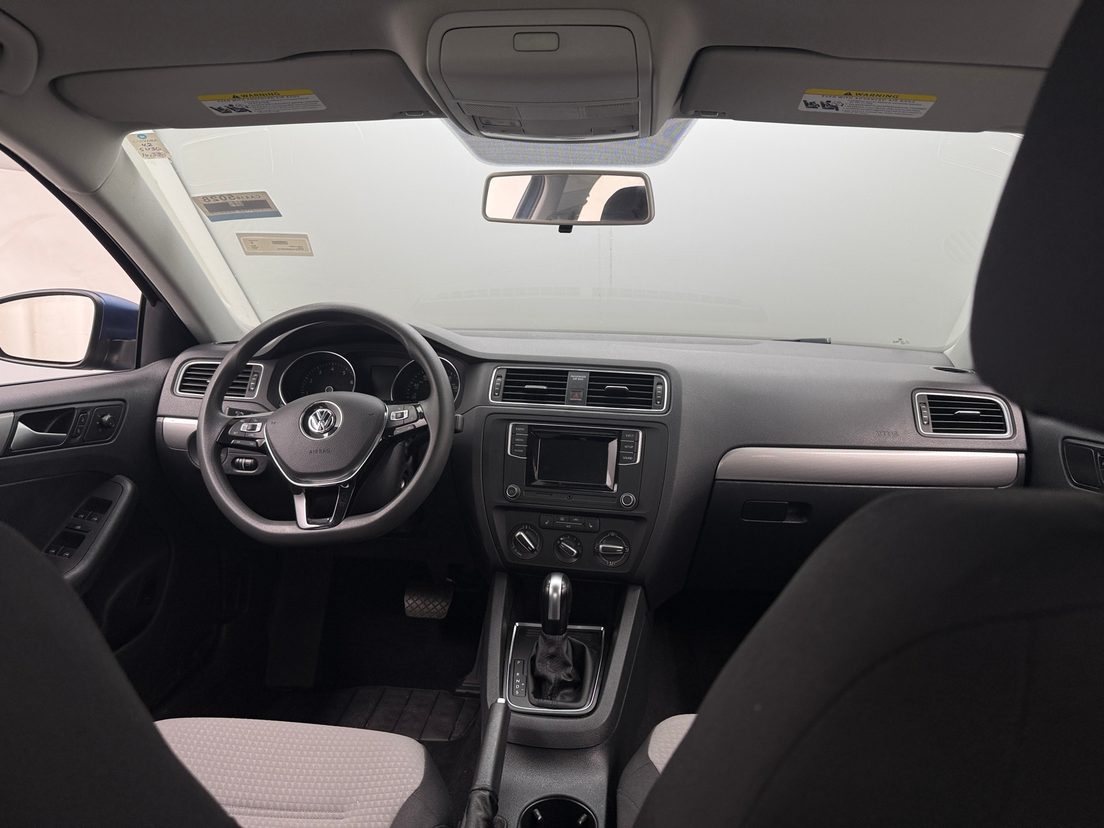 Thumbnail: 2017 Volkswagen Jetta - 3