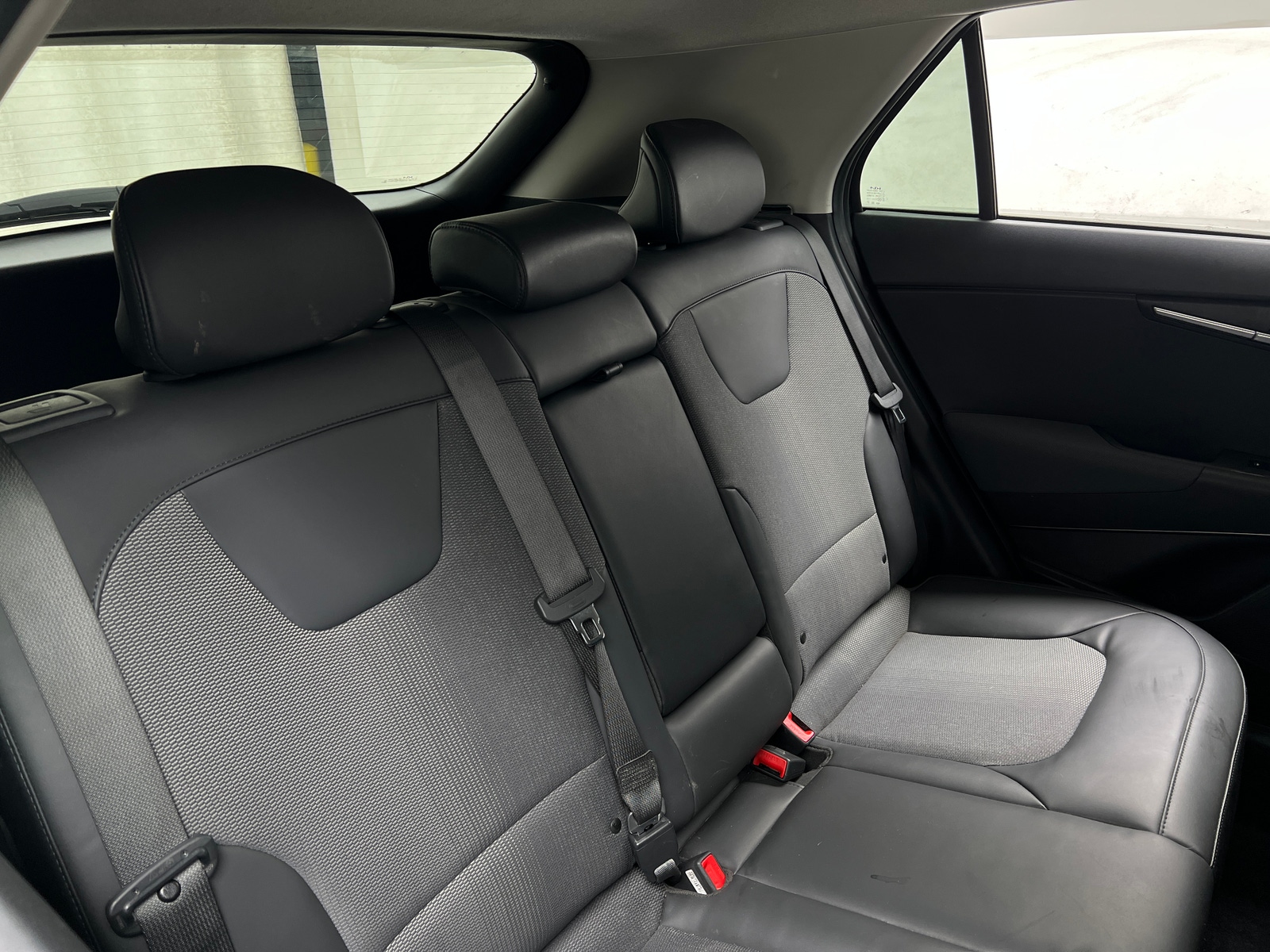 Thumbnail: 2023 Kia Niro - 6