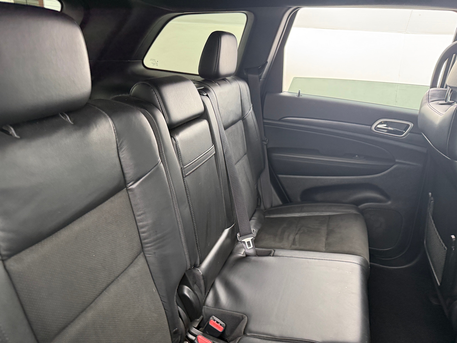 Thumbnail: 2022 Jeep Grand Cherokee - 6