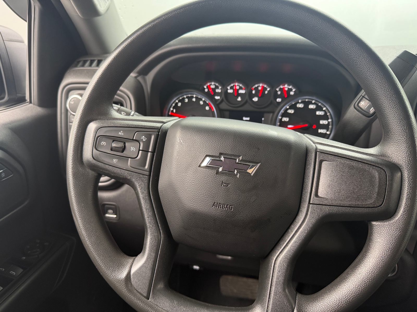 Thumbnail: 2024 Chevrolet Silverado 1500 - 5