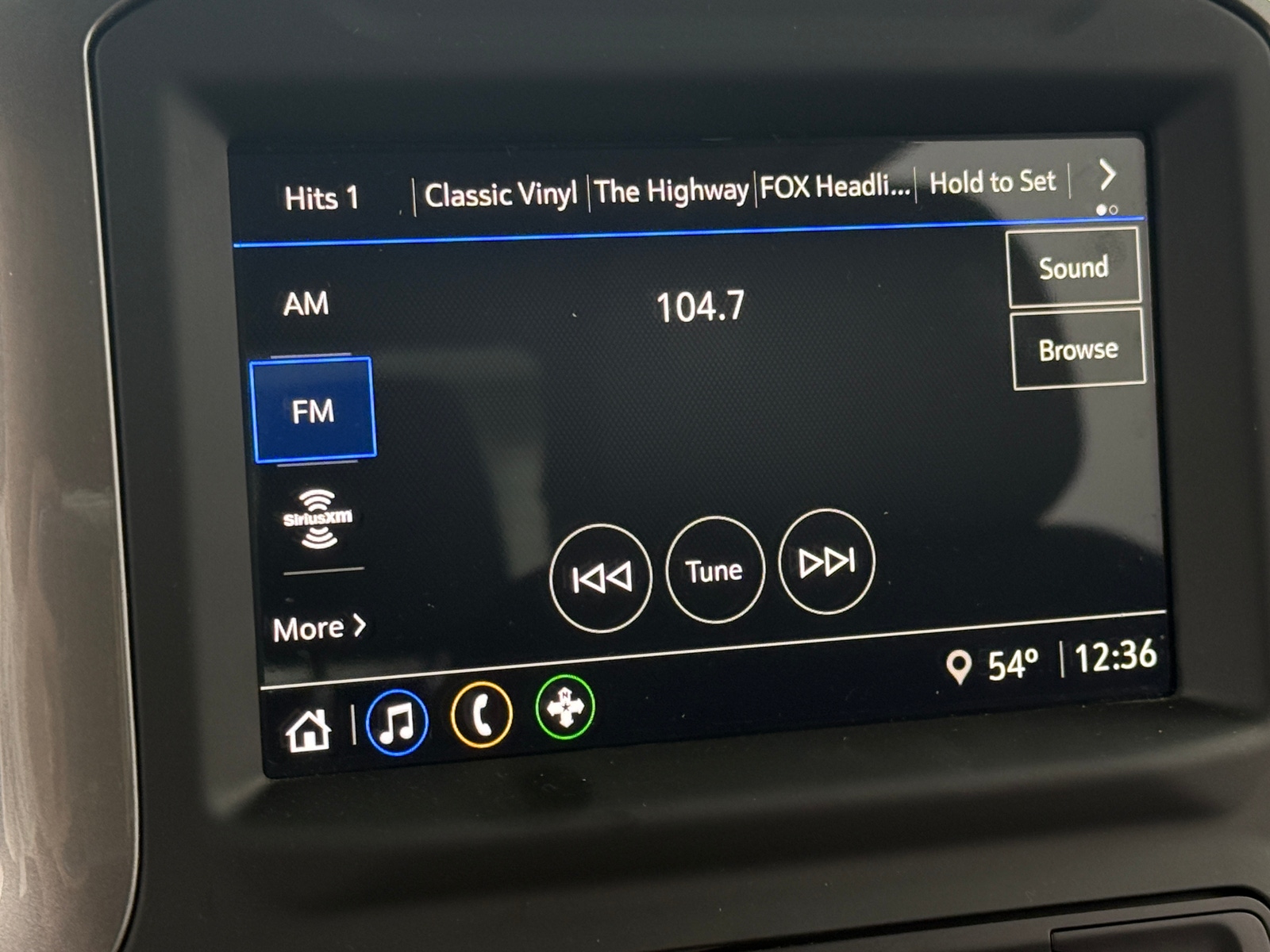 Thumbnail: 2024 Chevrolet Silverado 1500 - 4