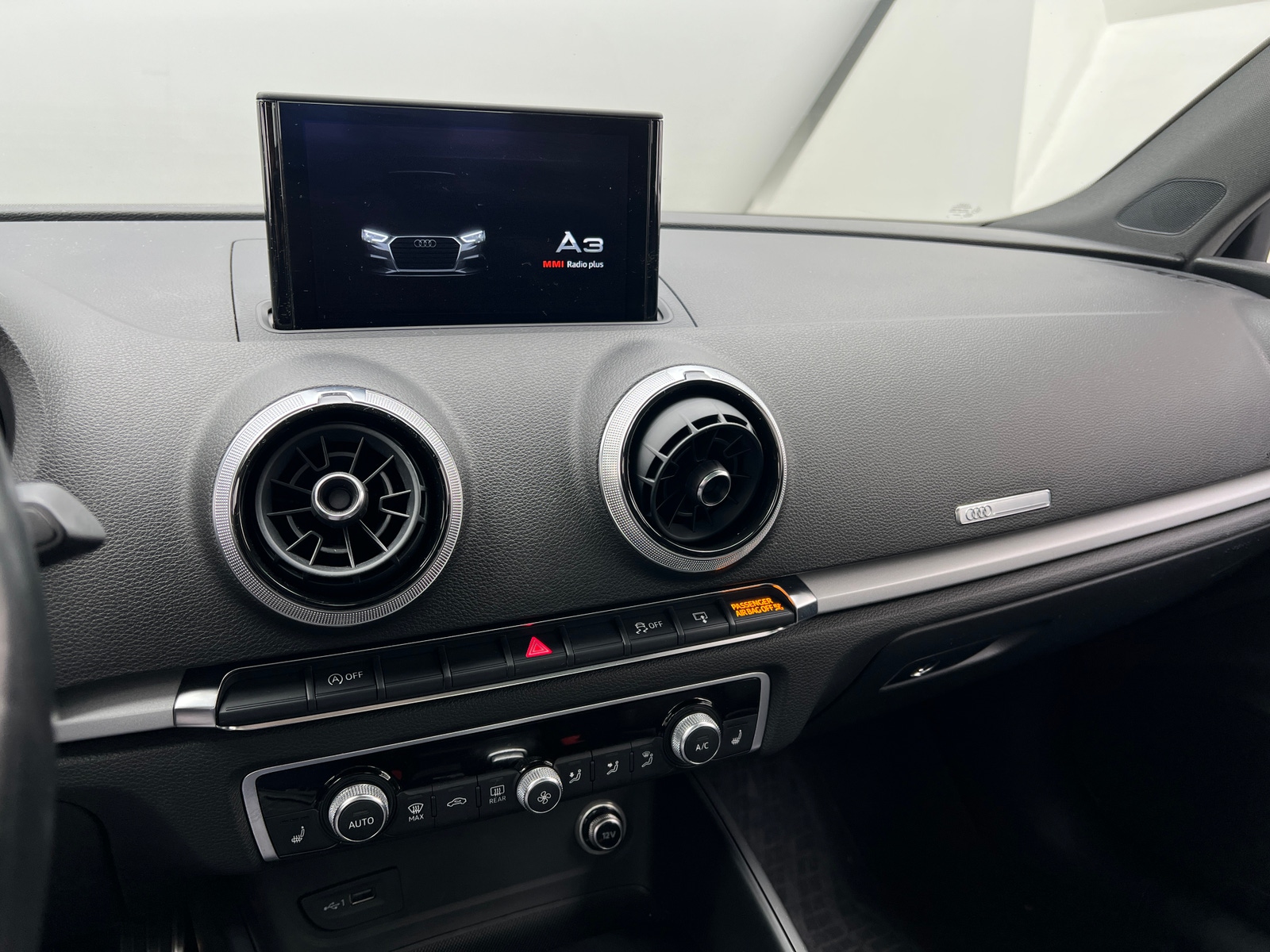 Thumbnail: 2017 Audi A3 - 3