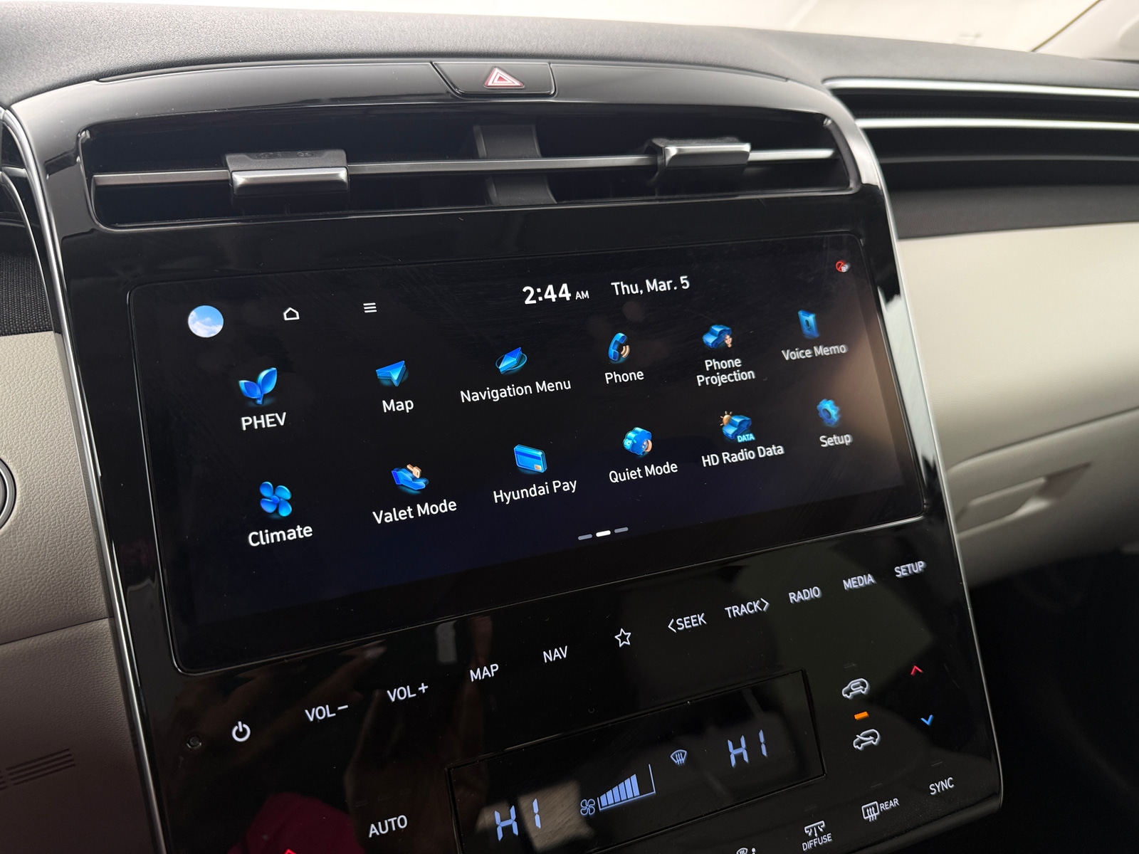 Thumbnail: 2022 Hyundai Tucson - 3