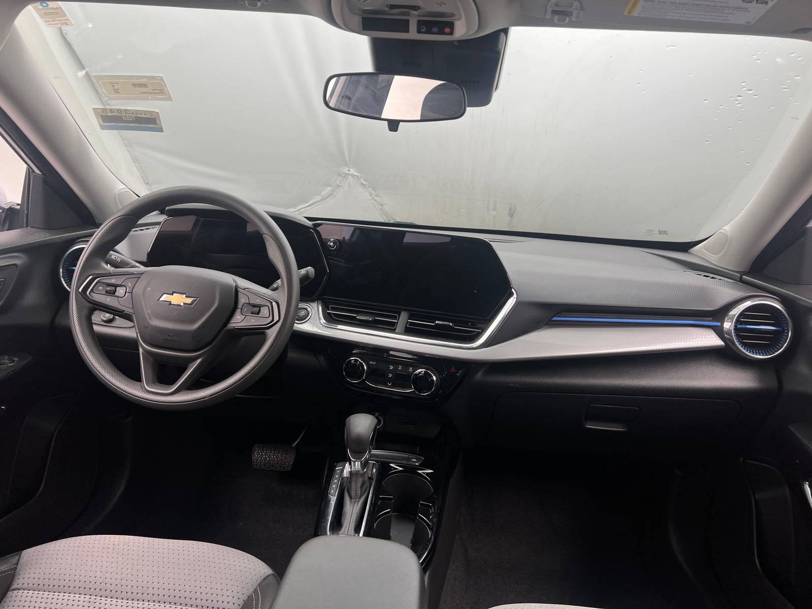 Thumbnail: 2025 Chevrolet Trax - 3