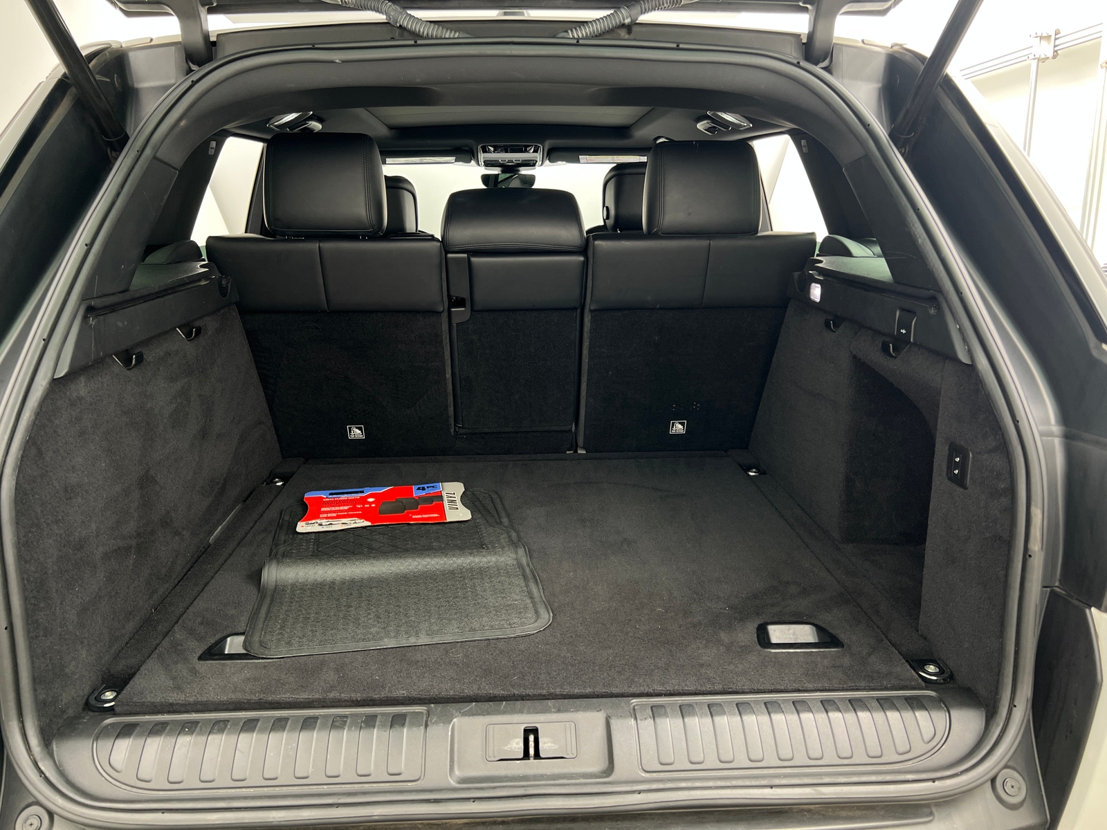 Thumbnail: 2019 Land Rover Range Rover Sport - 6