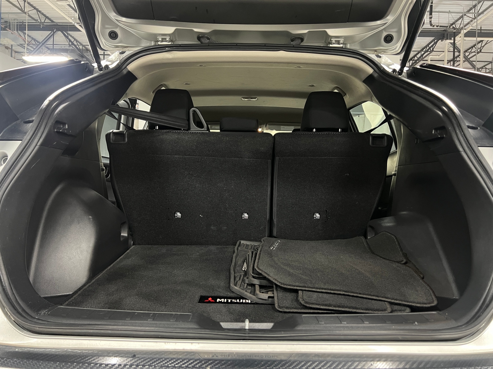 Thumbnail: 2024 Mitsubishi Eclipse Cross - 7