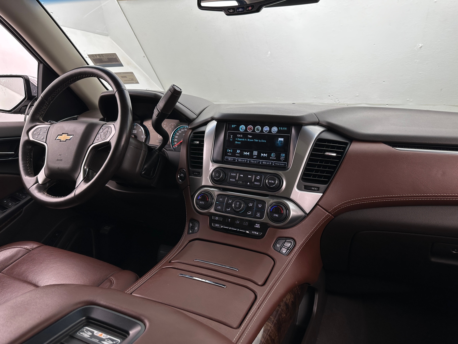 Thumbnail: 2019 Chevrolet Tahoe - 2