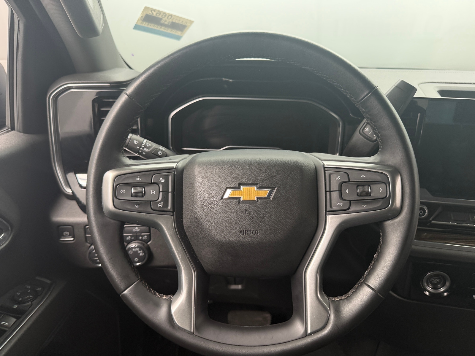 Thumbnail: 2024 Chevrolet Silverado 1500 - 5