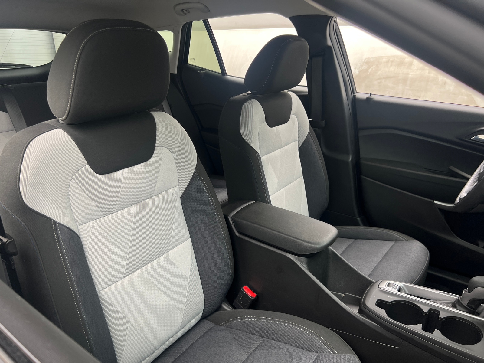 Thumbnail: 2024 Chevrolet Trax - 2