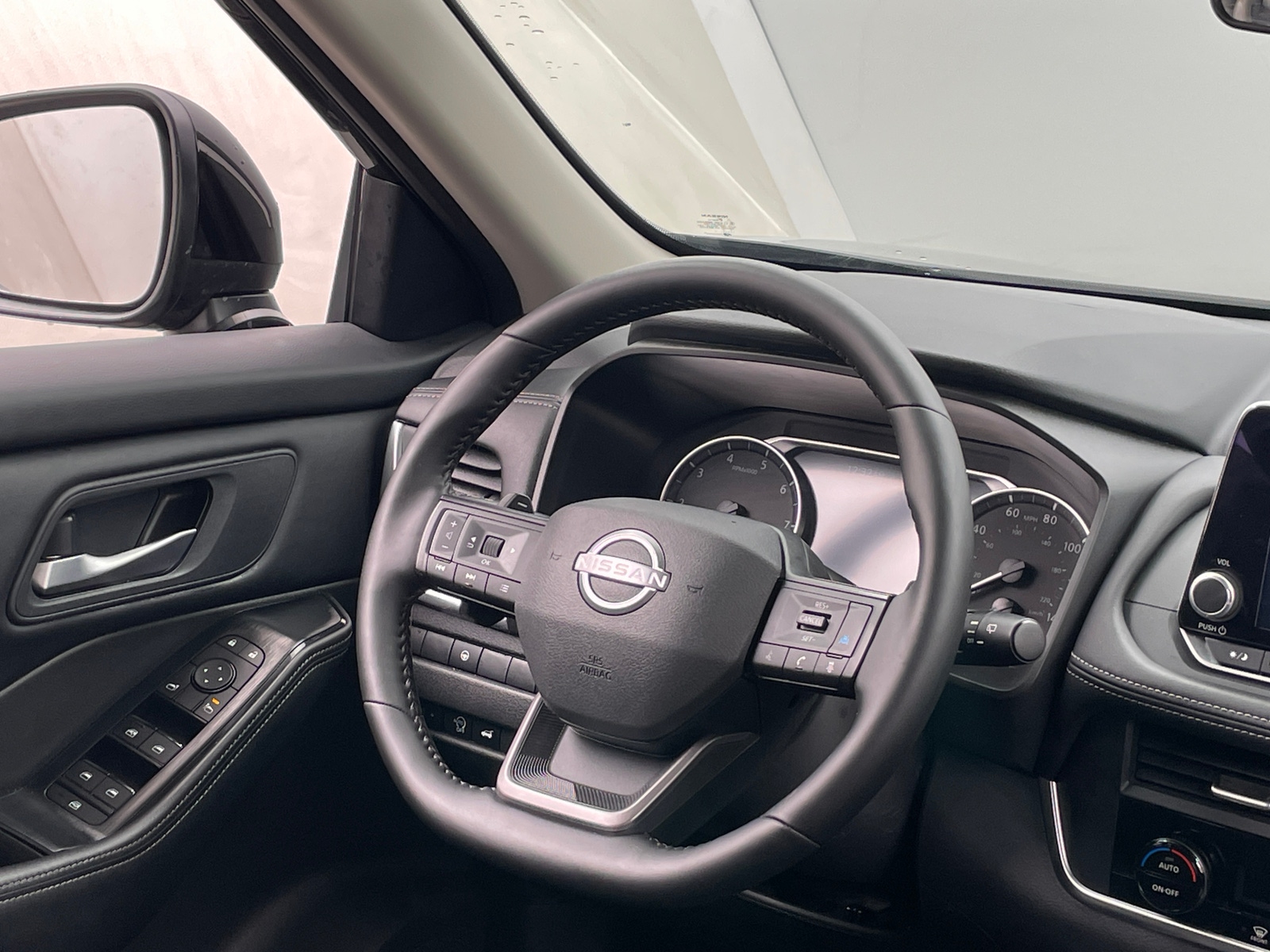 Thumbnail: 2025 Nissan Rogue - 5