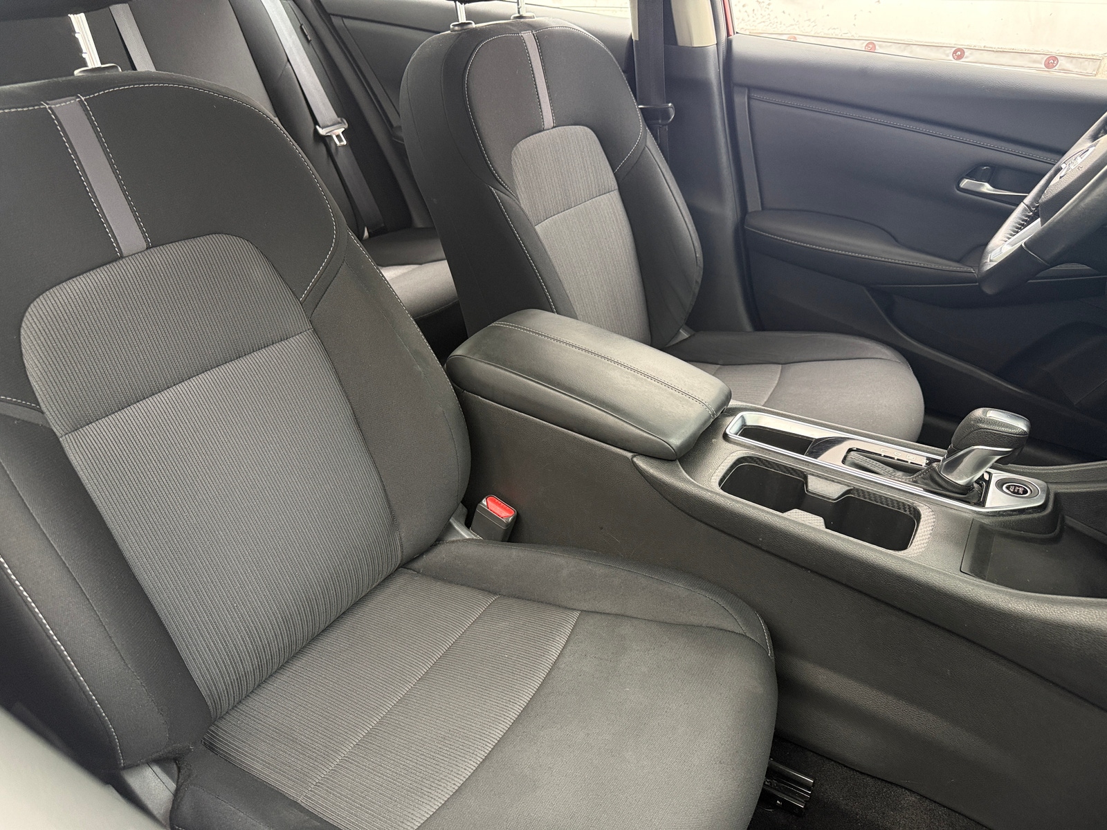 Thumbnail: 2022 Nissan Sentra - 2