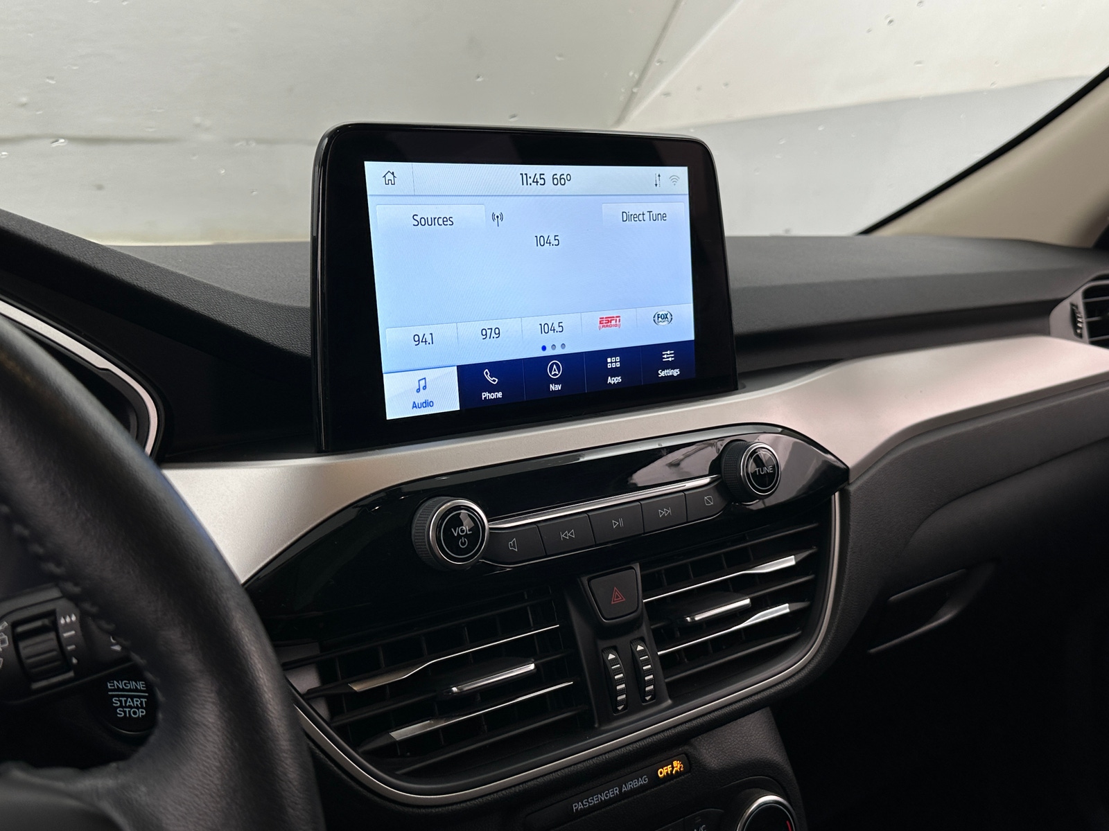 Thumbnail: 2020 Ford Escape - 3