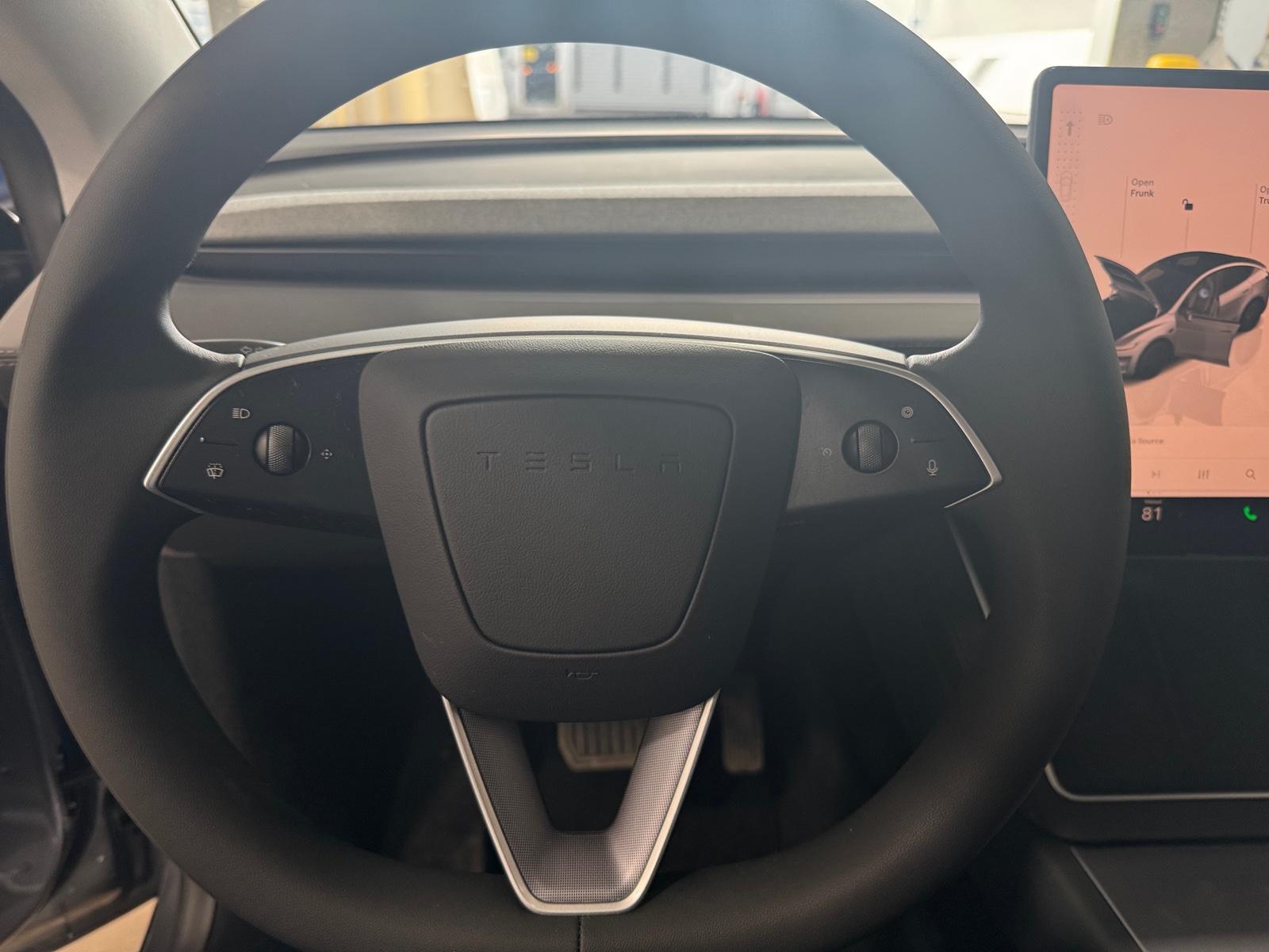 Thumbnail: 2026 Tesla Model Y - 4